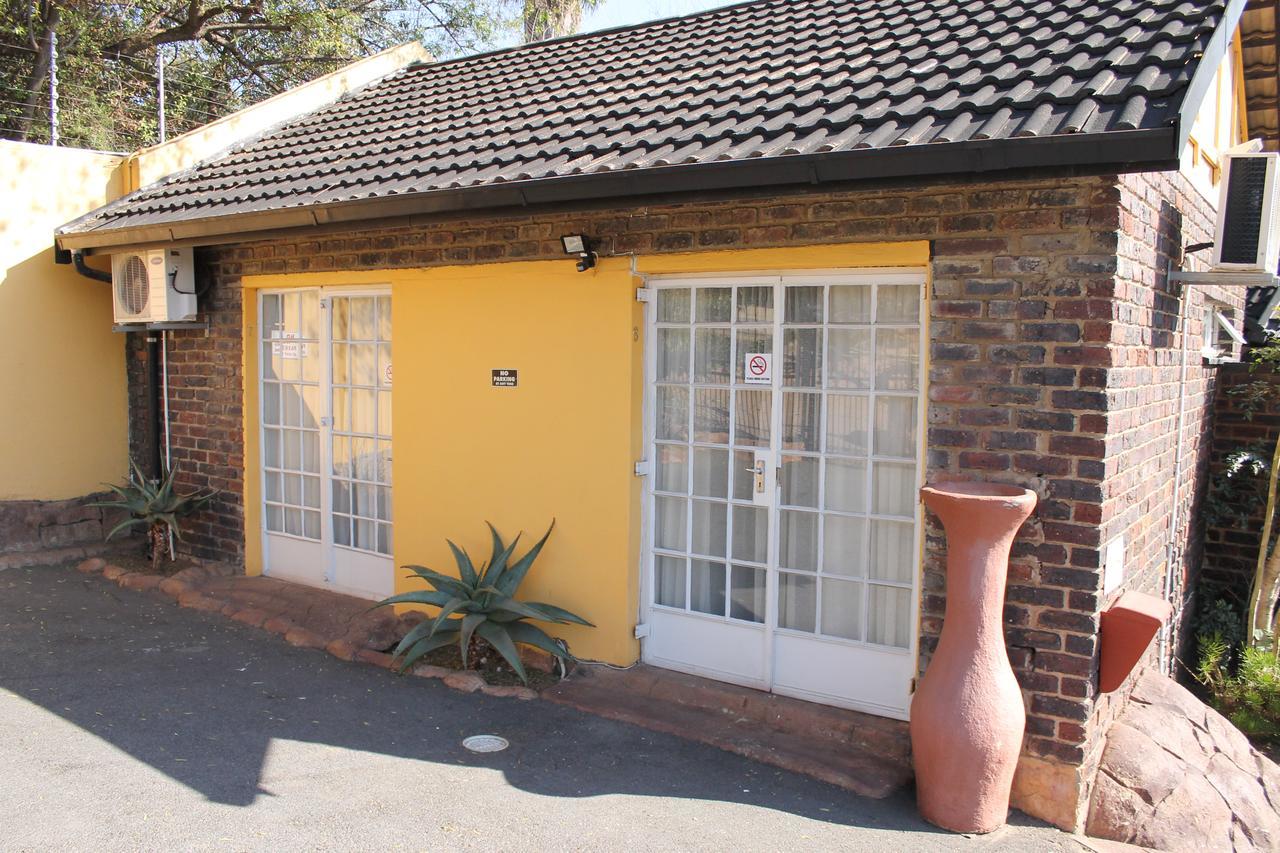 Guest house Flintstones Fourways