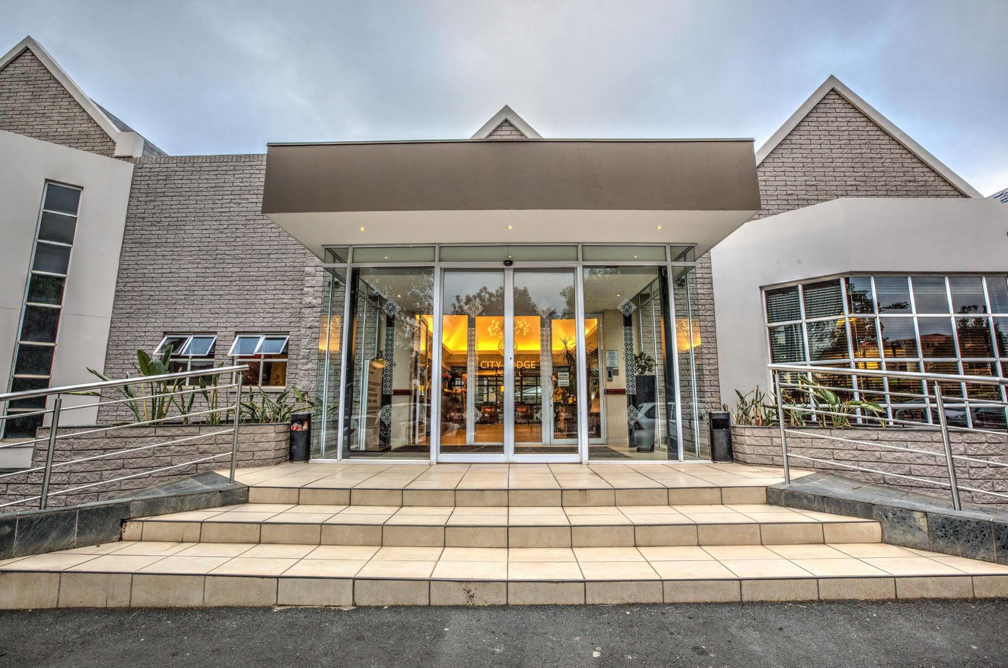 Hotel Bryanston
