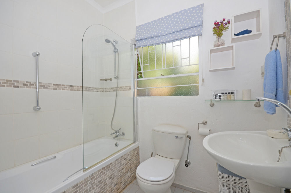 Bnb On 8th Avenue Bed & Breakfast 3*