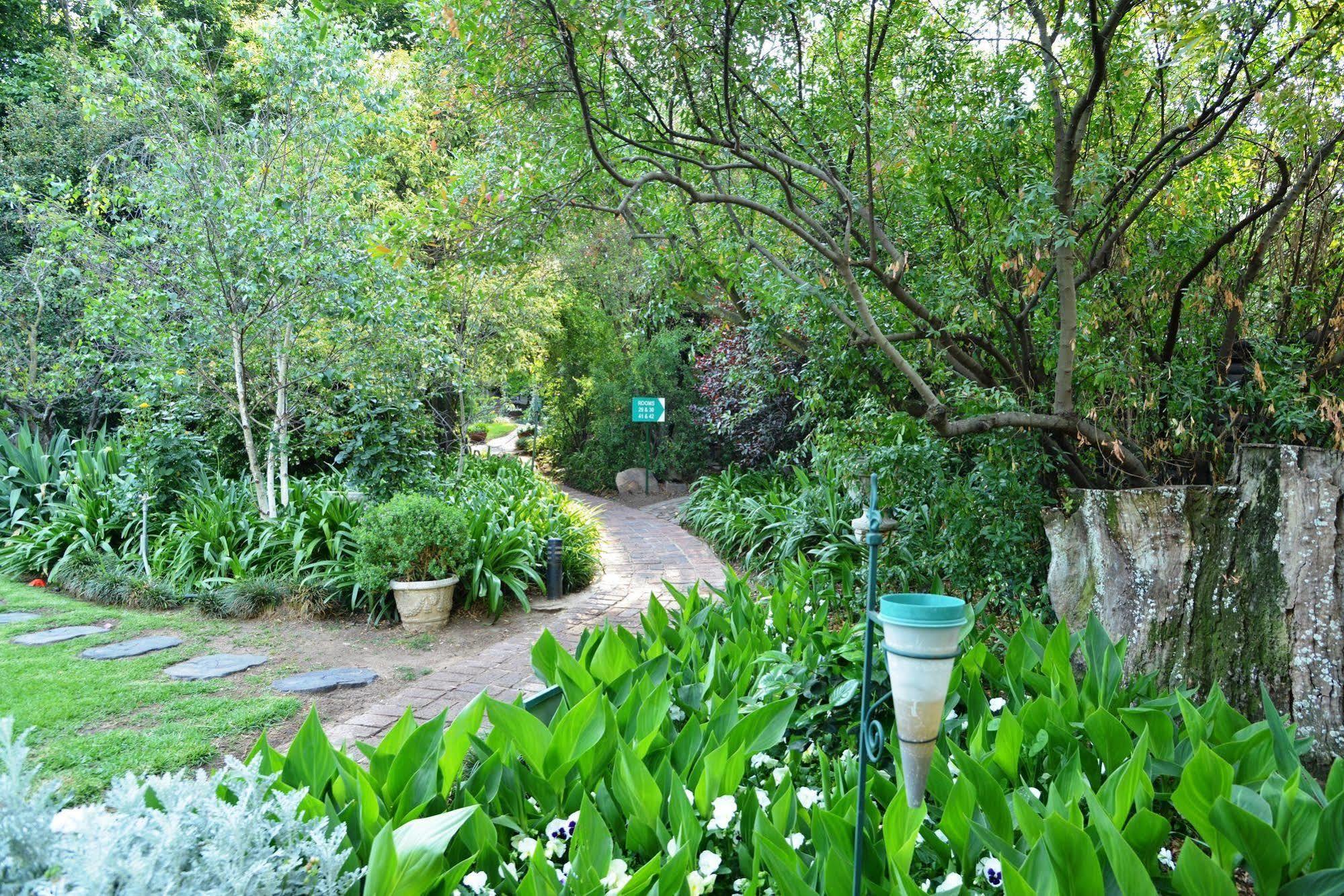Bed & Breakfast Rivonia Premier