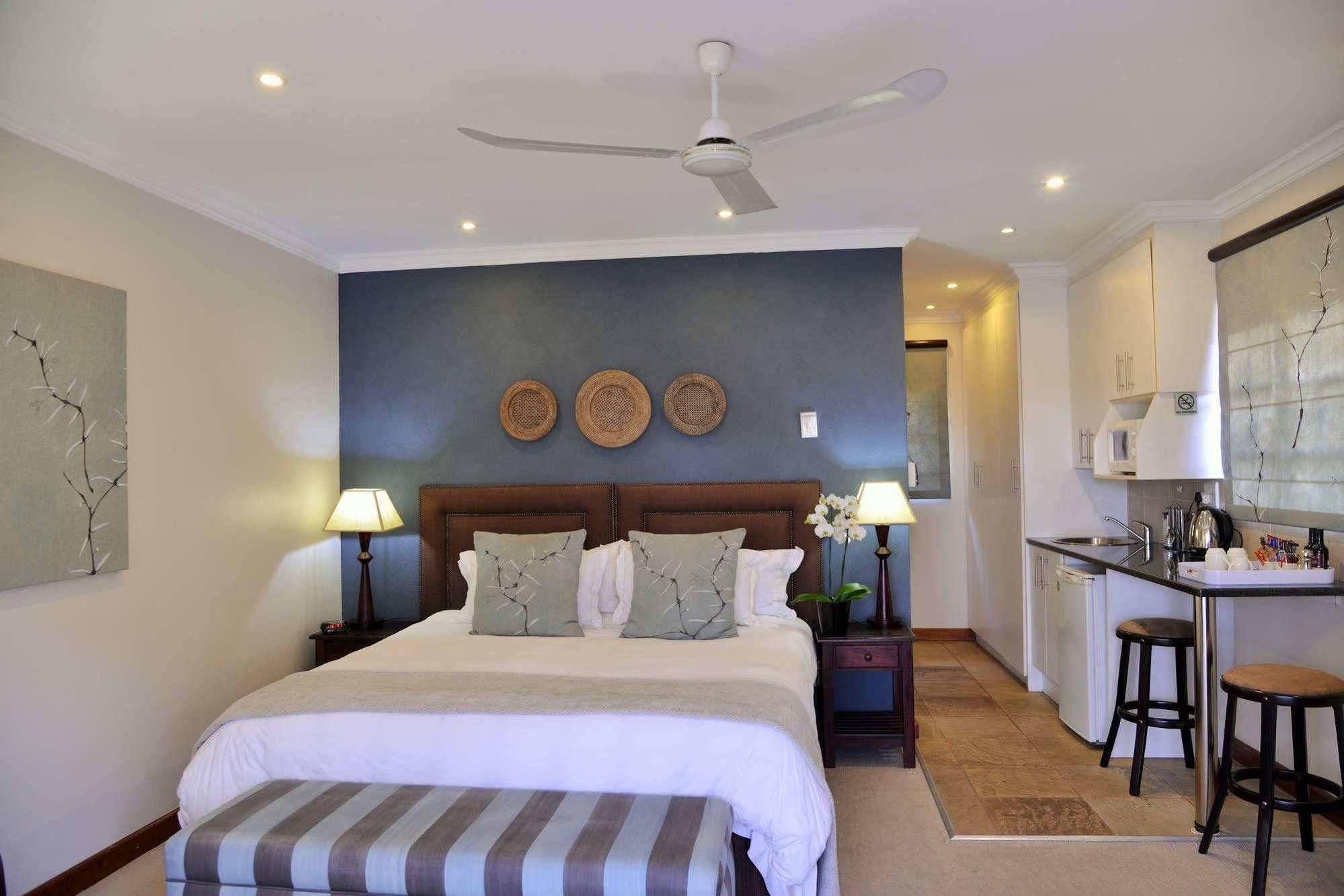 Bed & Breakfast Rivonia Premier