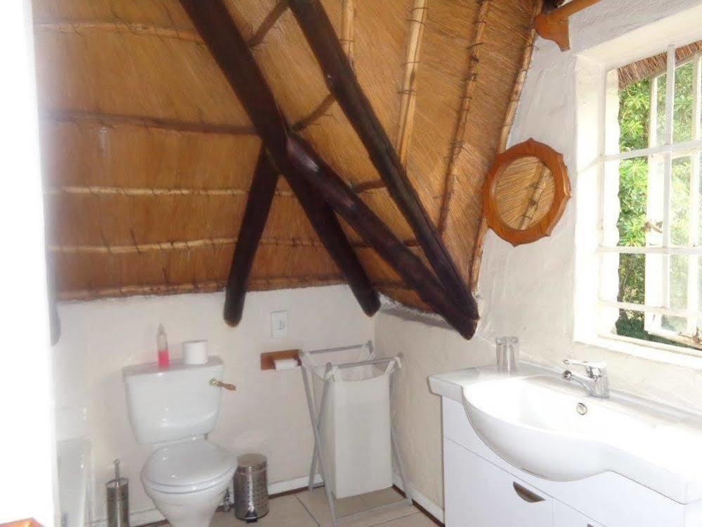 Thatchfoord Guest house