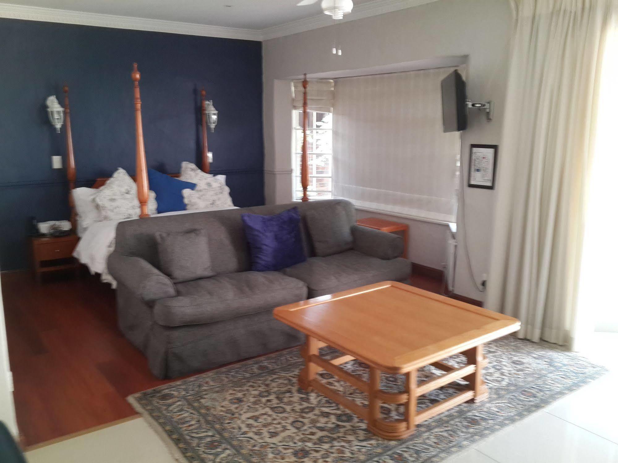 Thatchfoord Guest house 4*