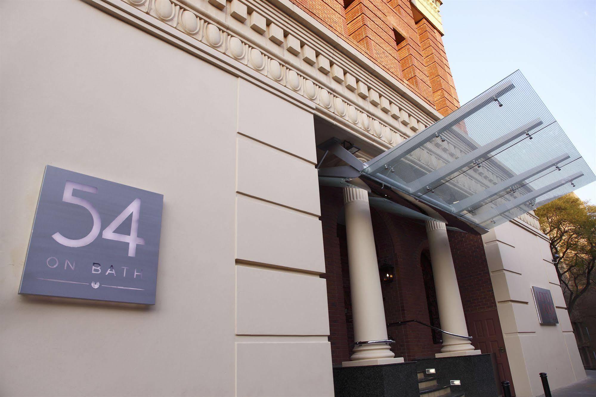 54 On Bath, Rosebank Khách sạn 5*