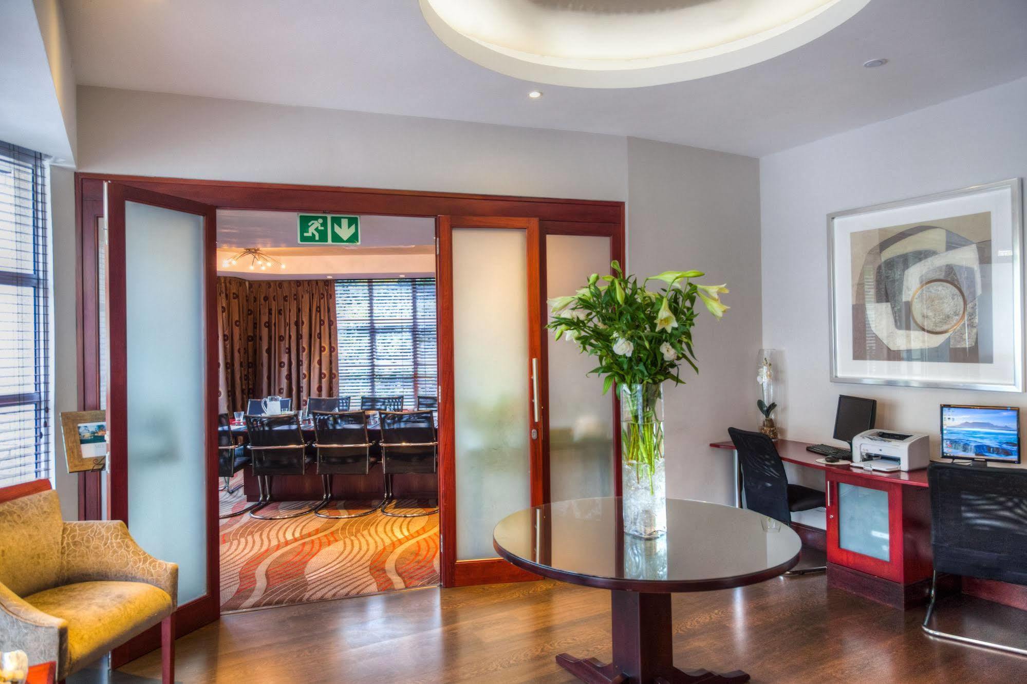 Sandton, Morningside Hotel