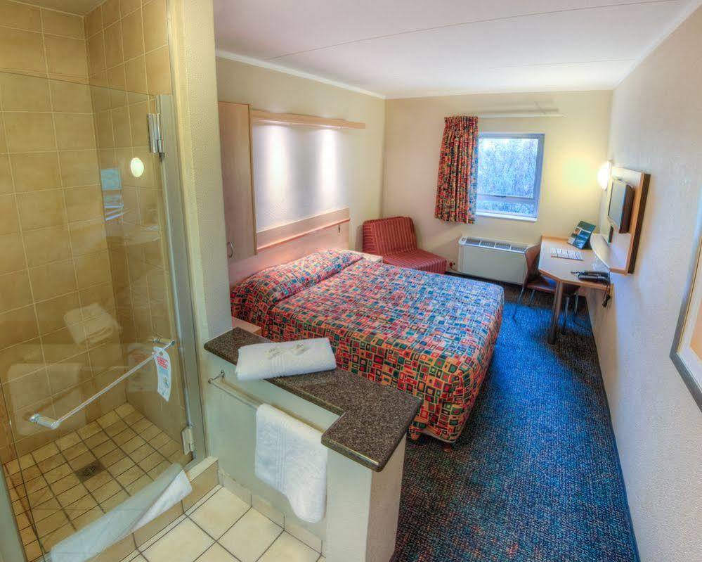 Hotel Road Randburg Johannesburg