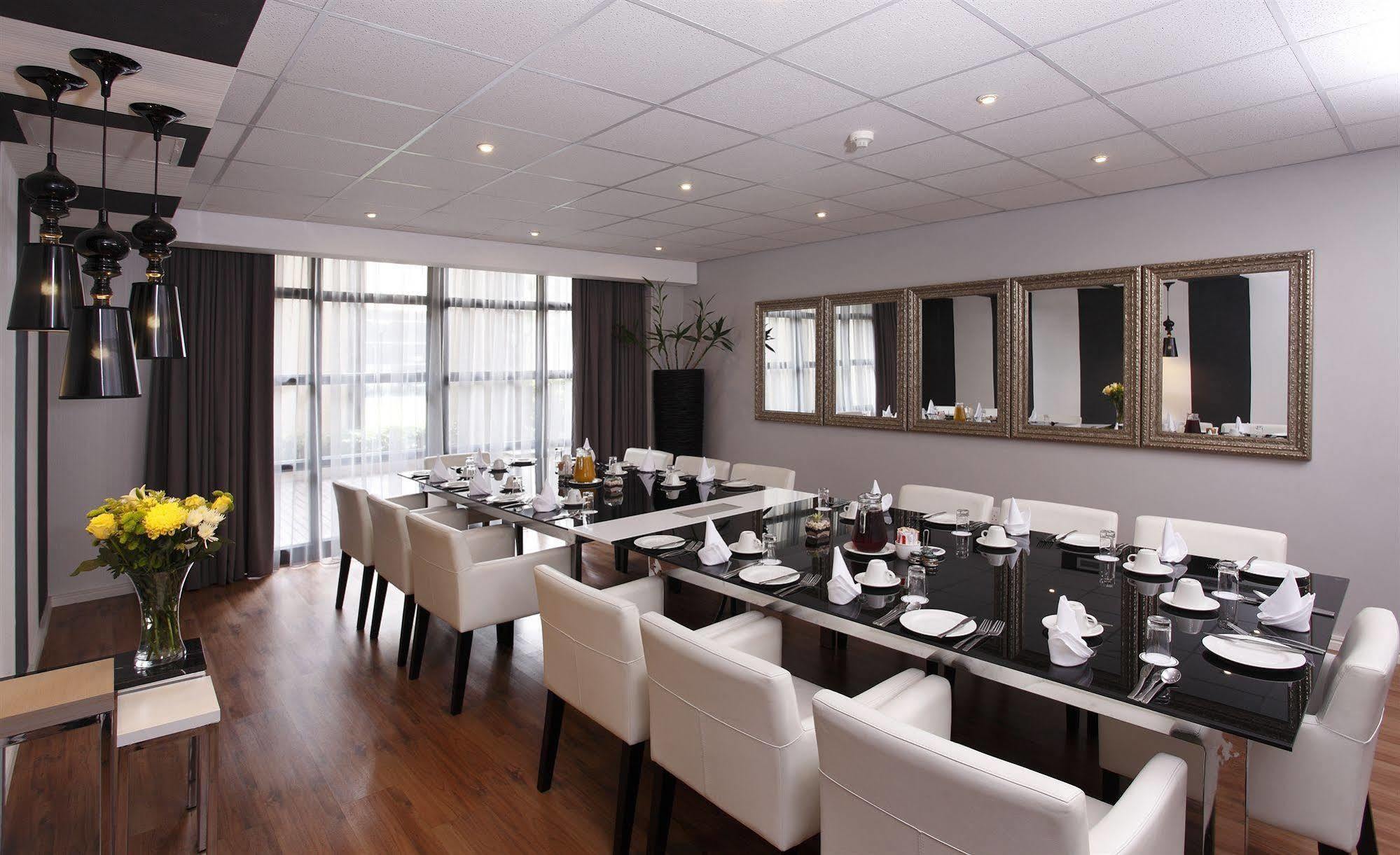 The Capital 20 West Apartment Johannesburg