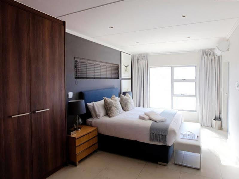 Epic Lux 8-12 Johannesburg
