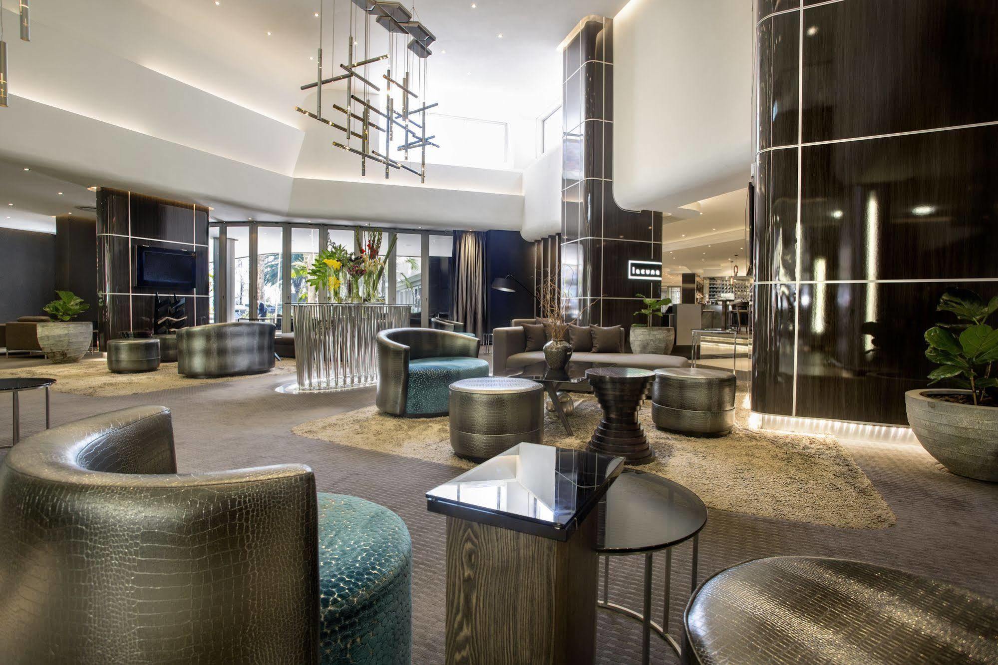 Hotel Southern Sun Grayston Sandton 4*
