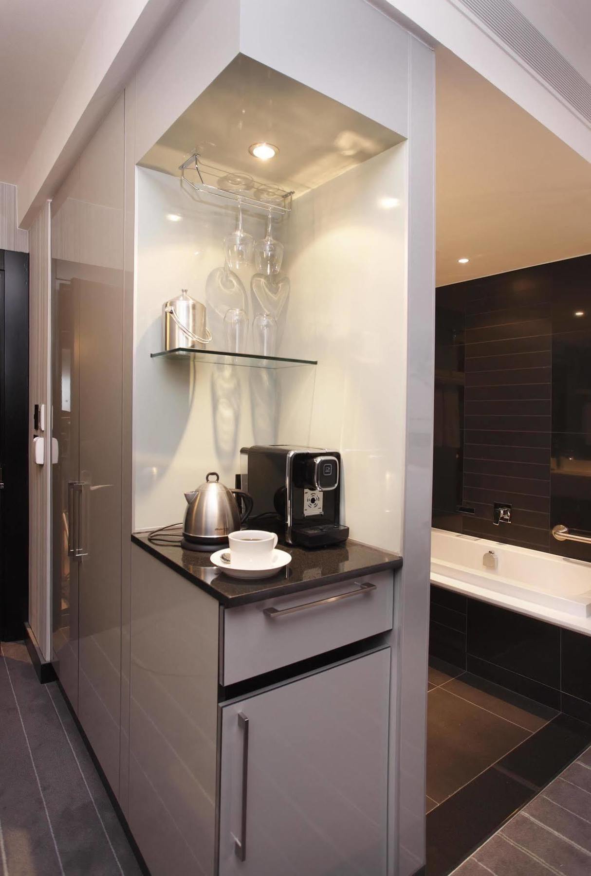 Southern Sun Grayston Sandton Hotel 4*