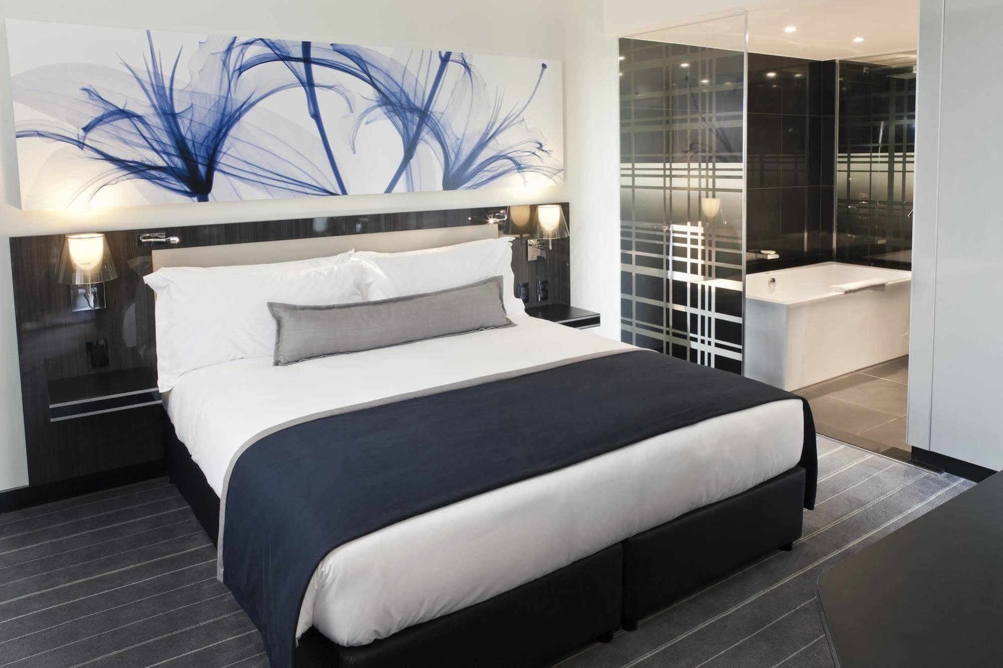 Hotel Southern Sun Grayston Sandton Johannesburg