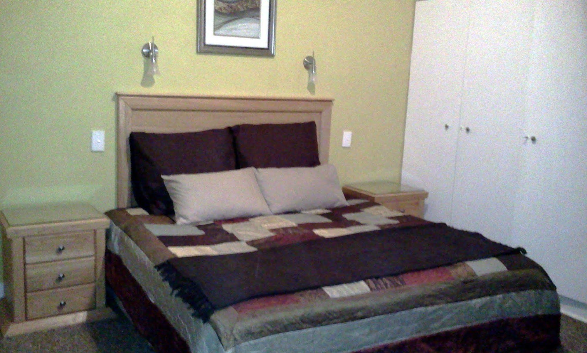 Suburbian 3*