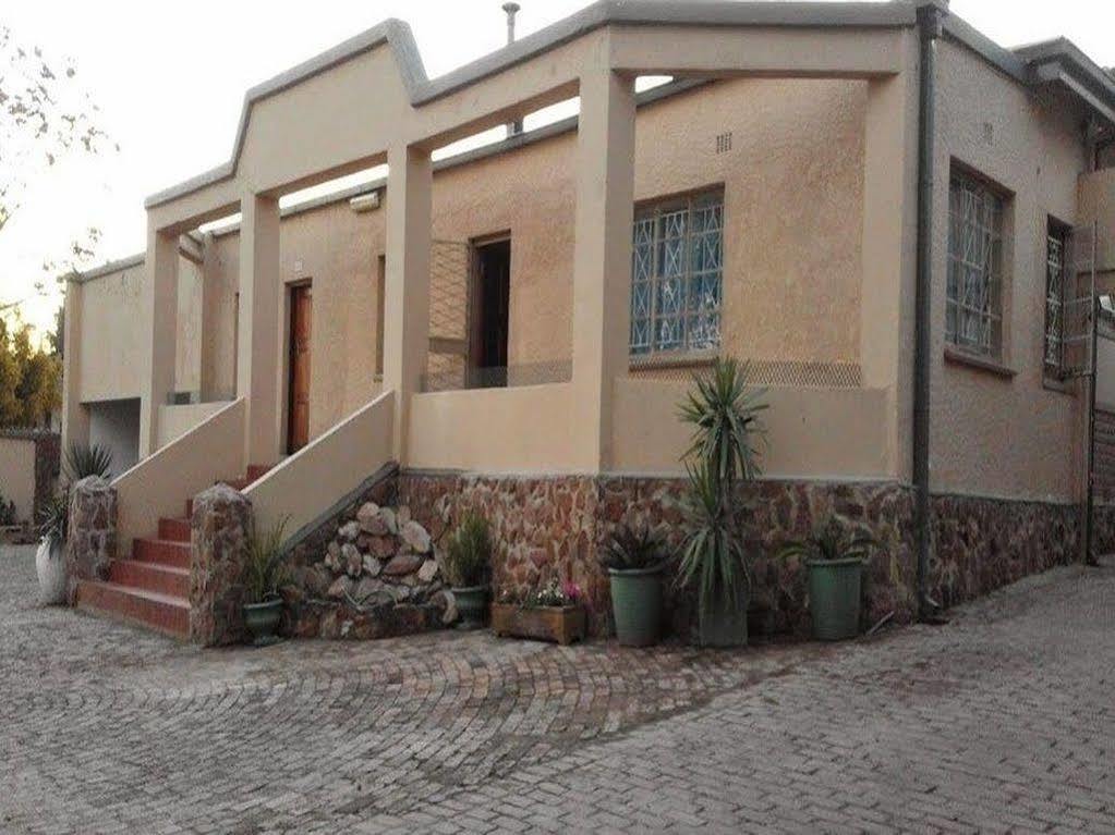 Casa de hóspedes Suburbian Joanesburgo