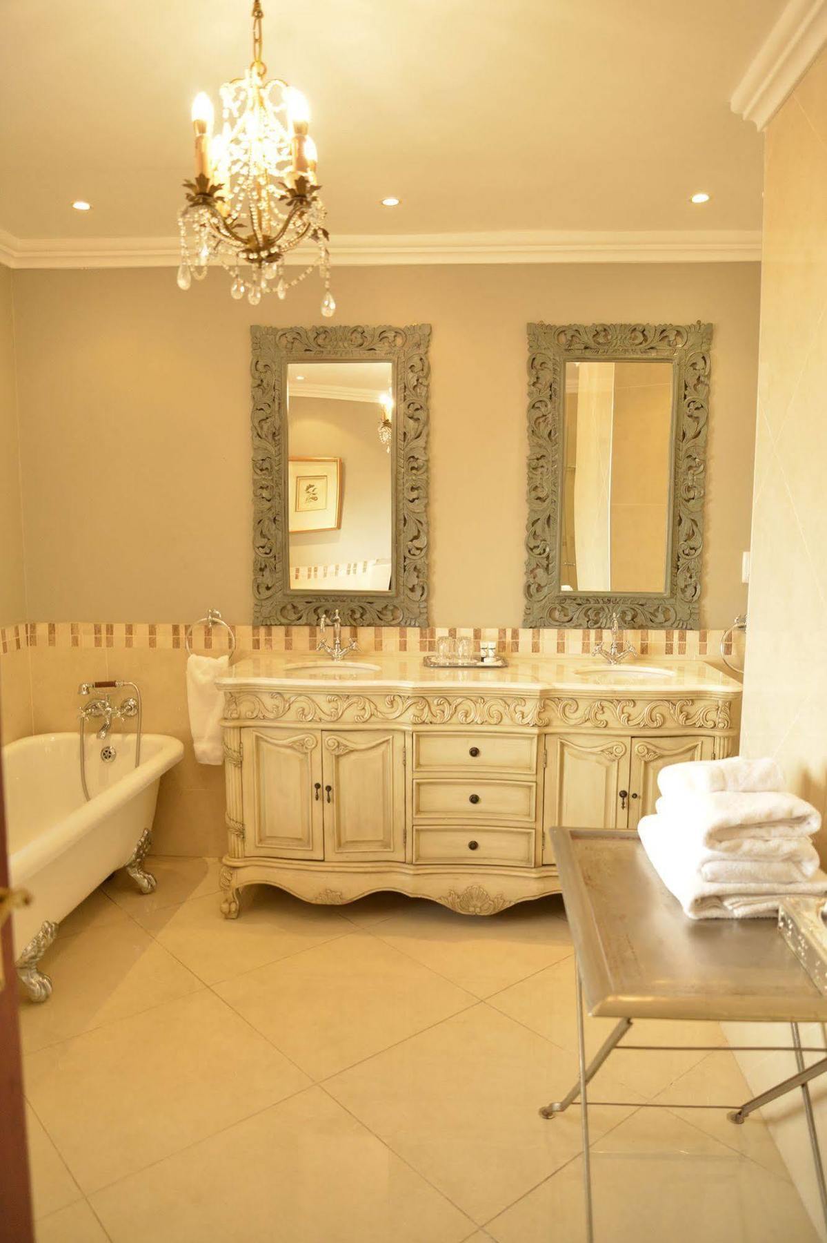 Sandton Boutique Guest house 4*
