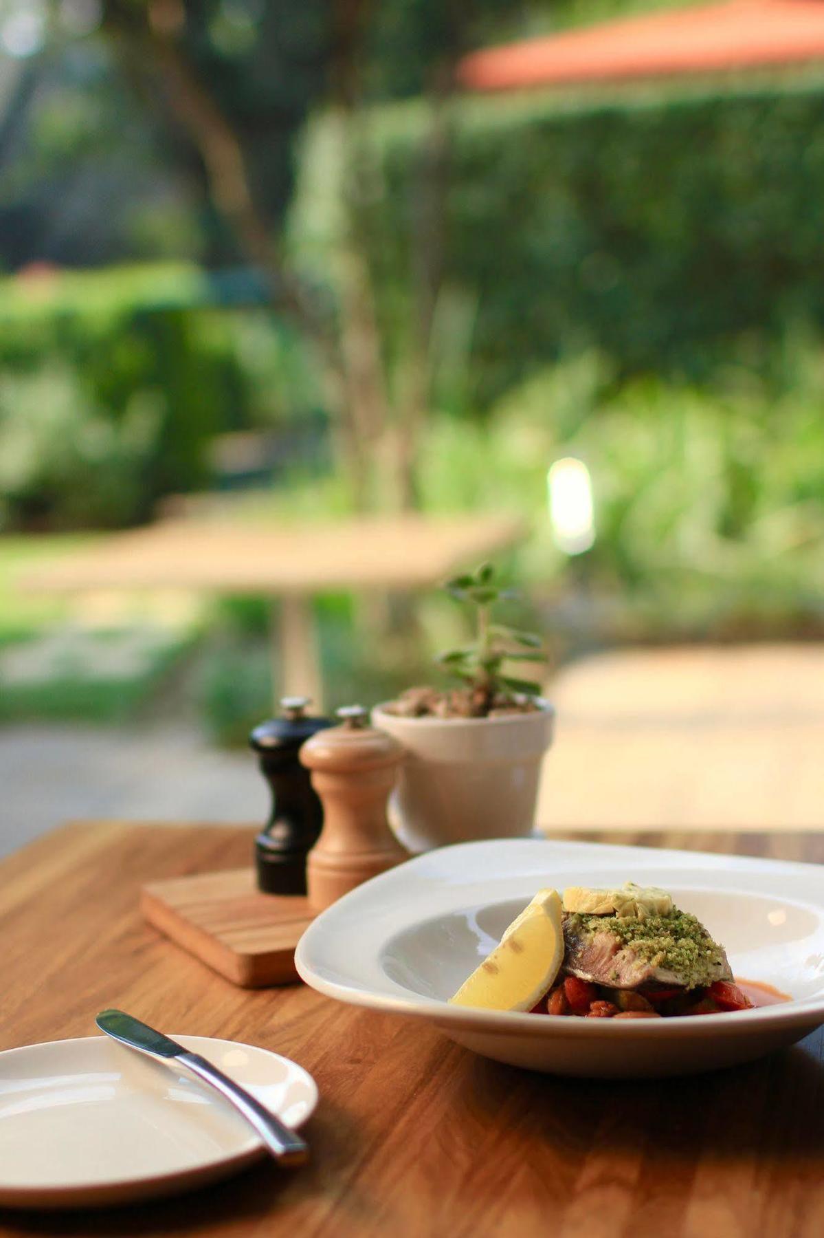 Khách sạn The Peech 4*