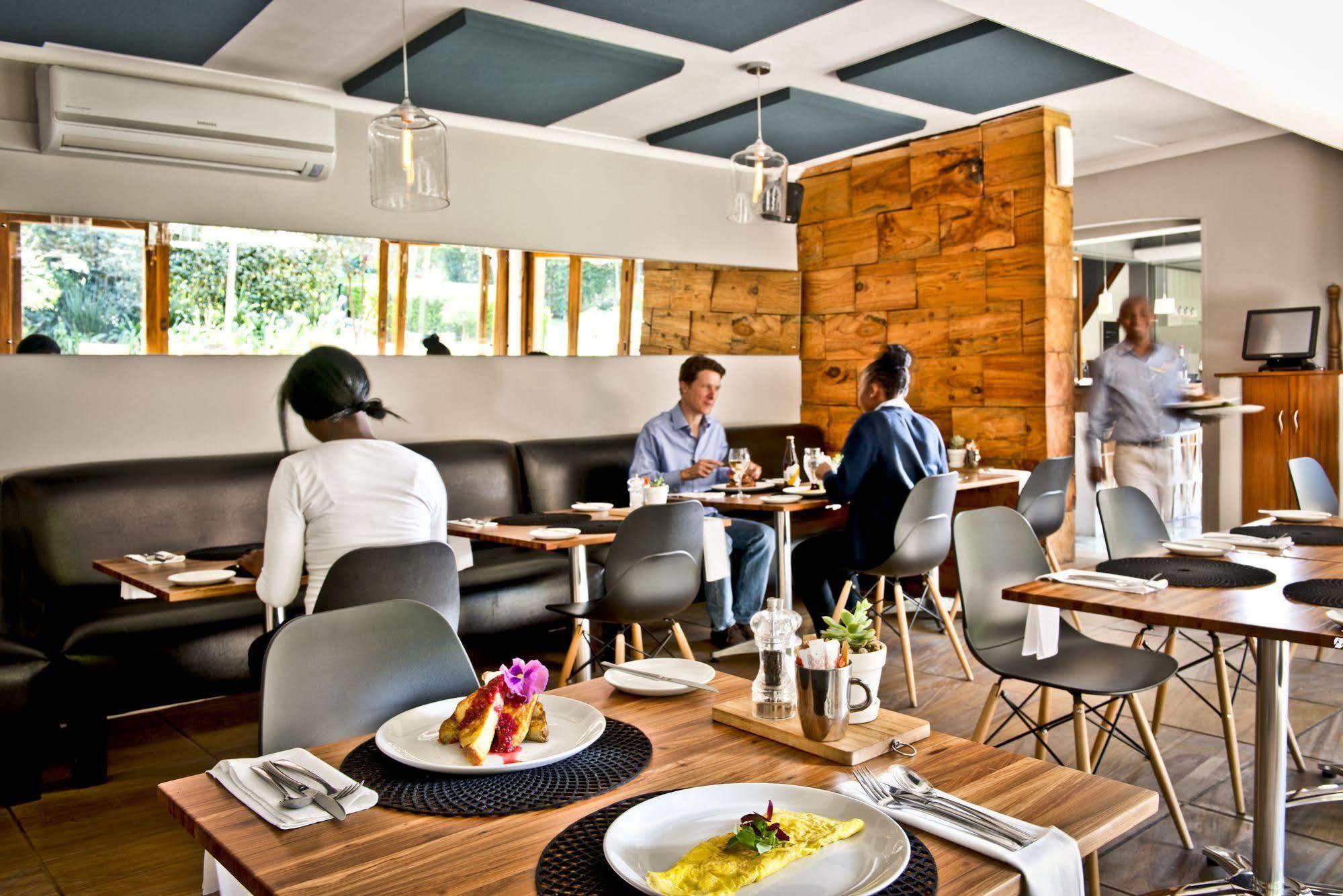 The Peech Khách sạn Johannesburg