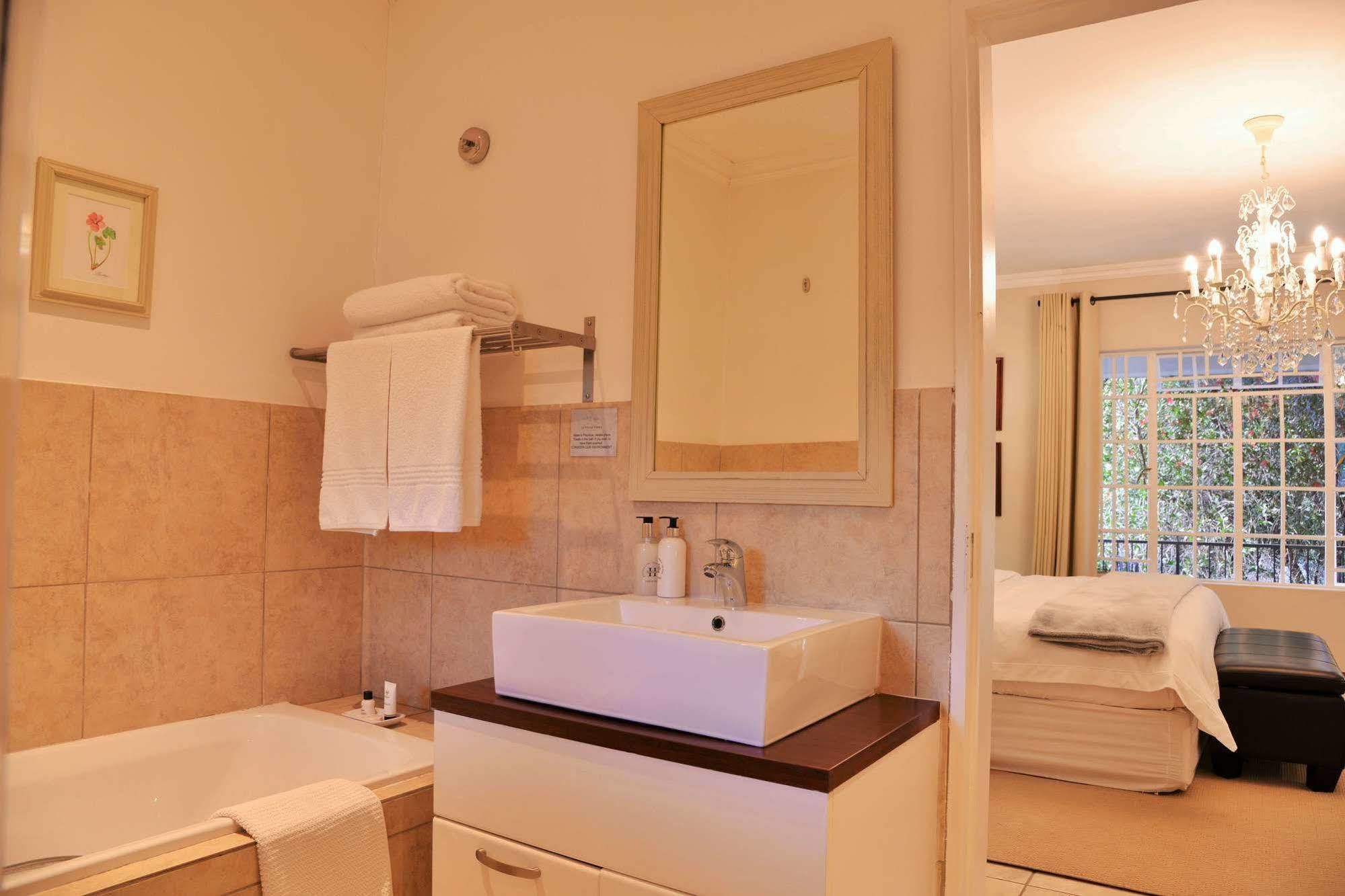 La Vieille Ferme Guest house 4*