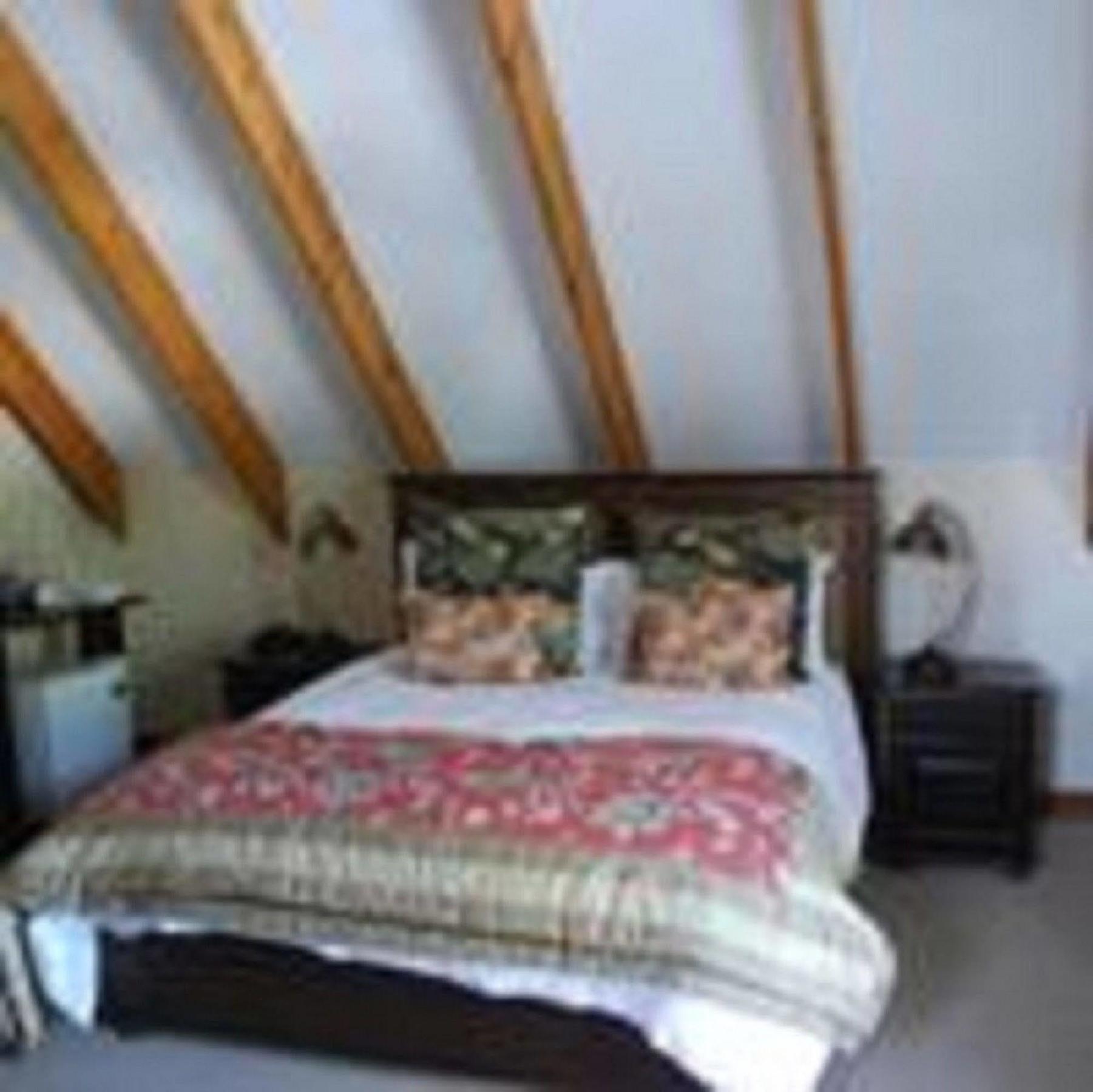 Sunninghill Guest 4*
