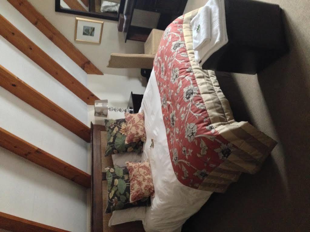 Sunninghill Guest 4*
