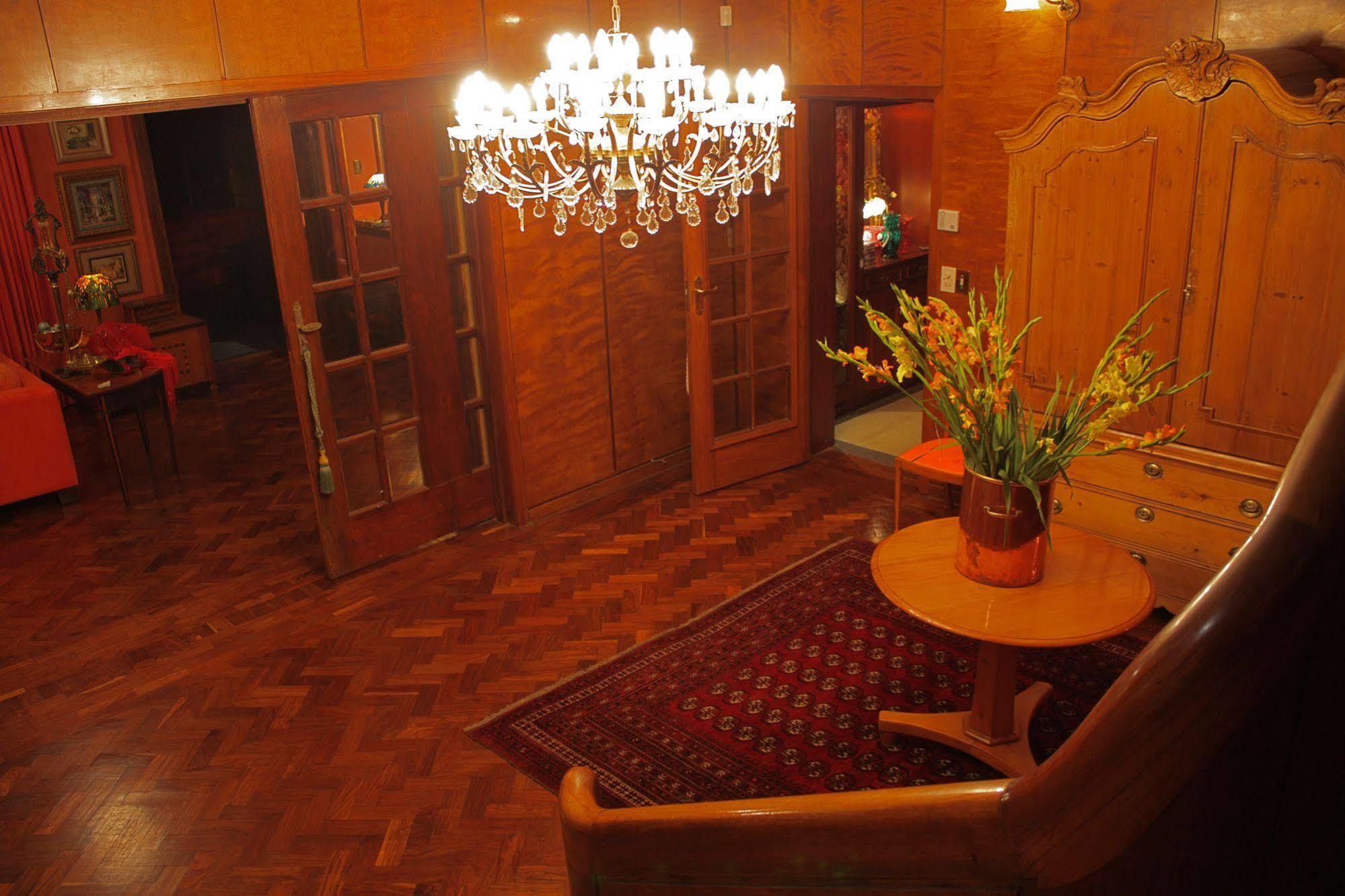Northcliff Manor