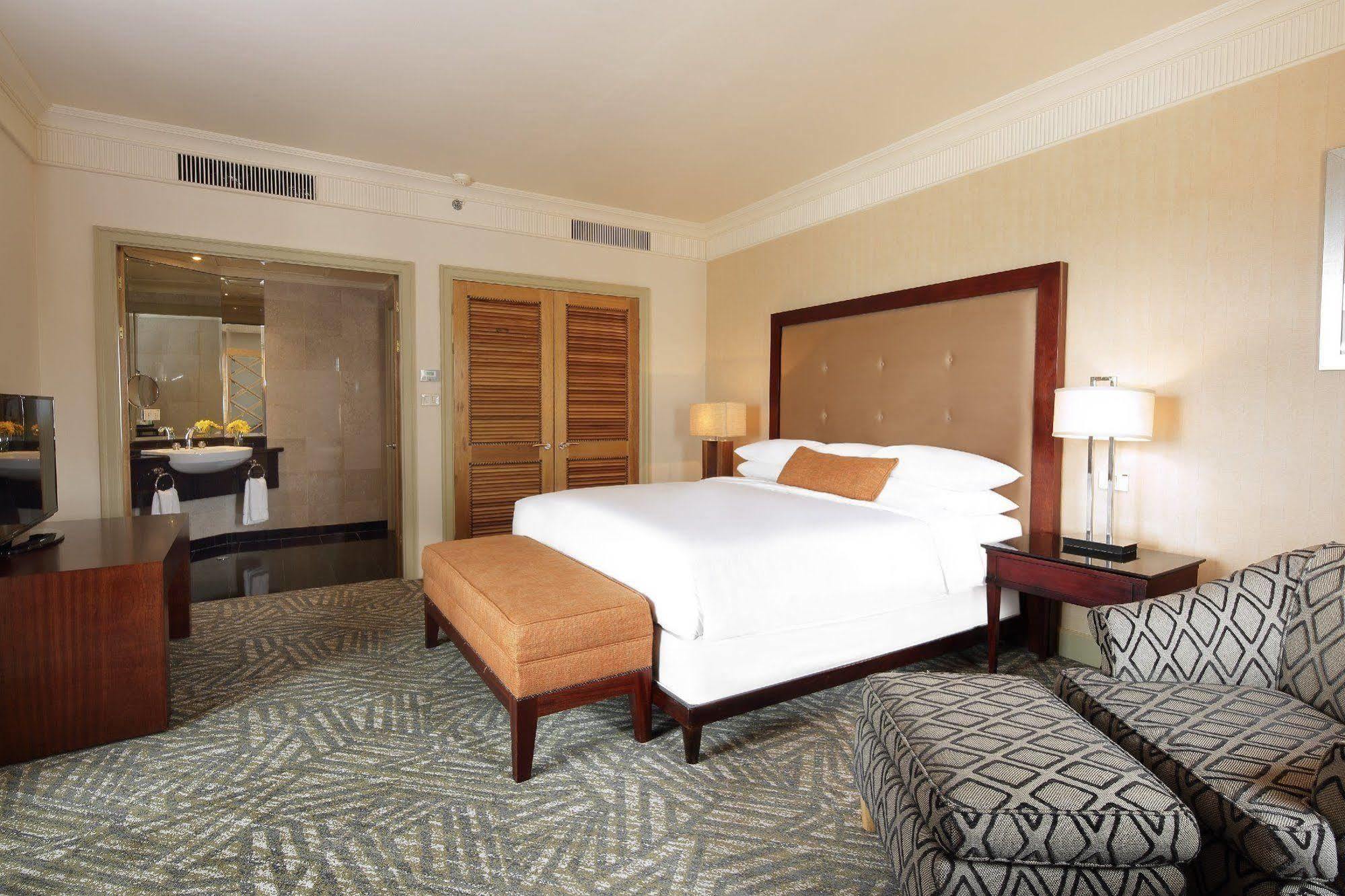 Hyatt Regency 5*