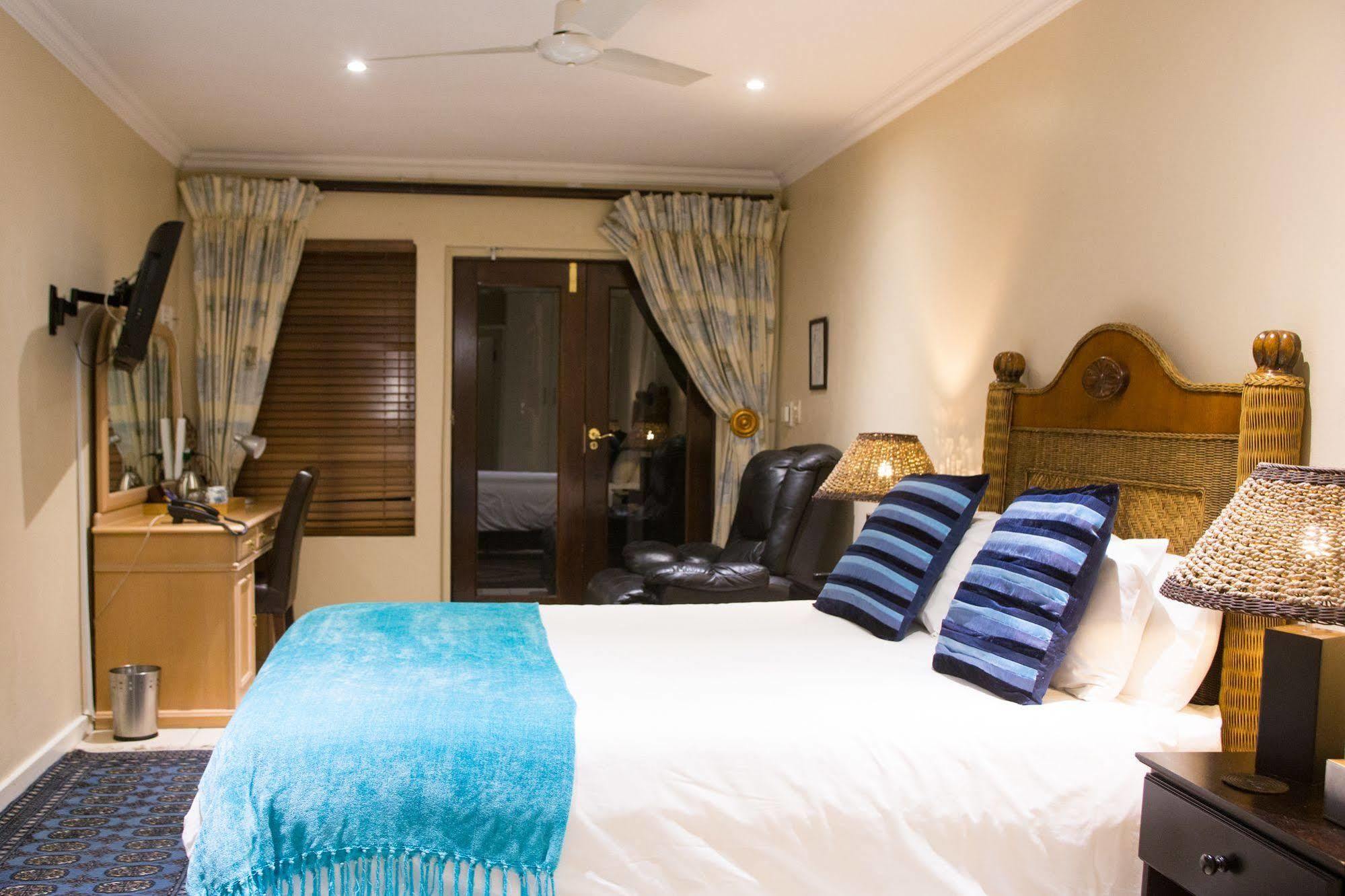 No66 Sandton Apartment