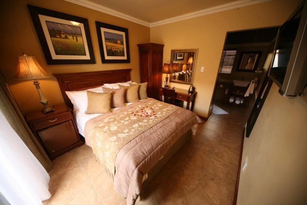 Nhà khách Le Cozmo Johannesburg