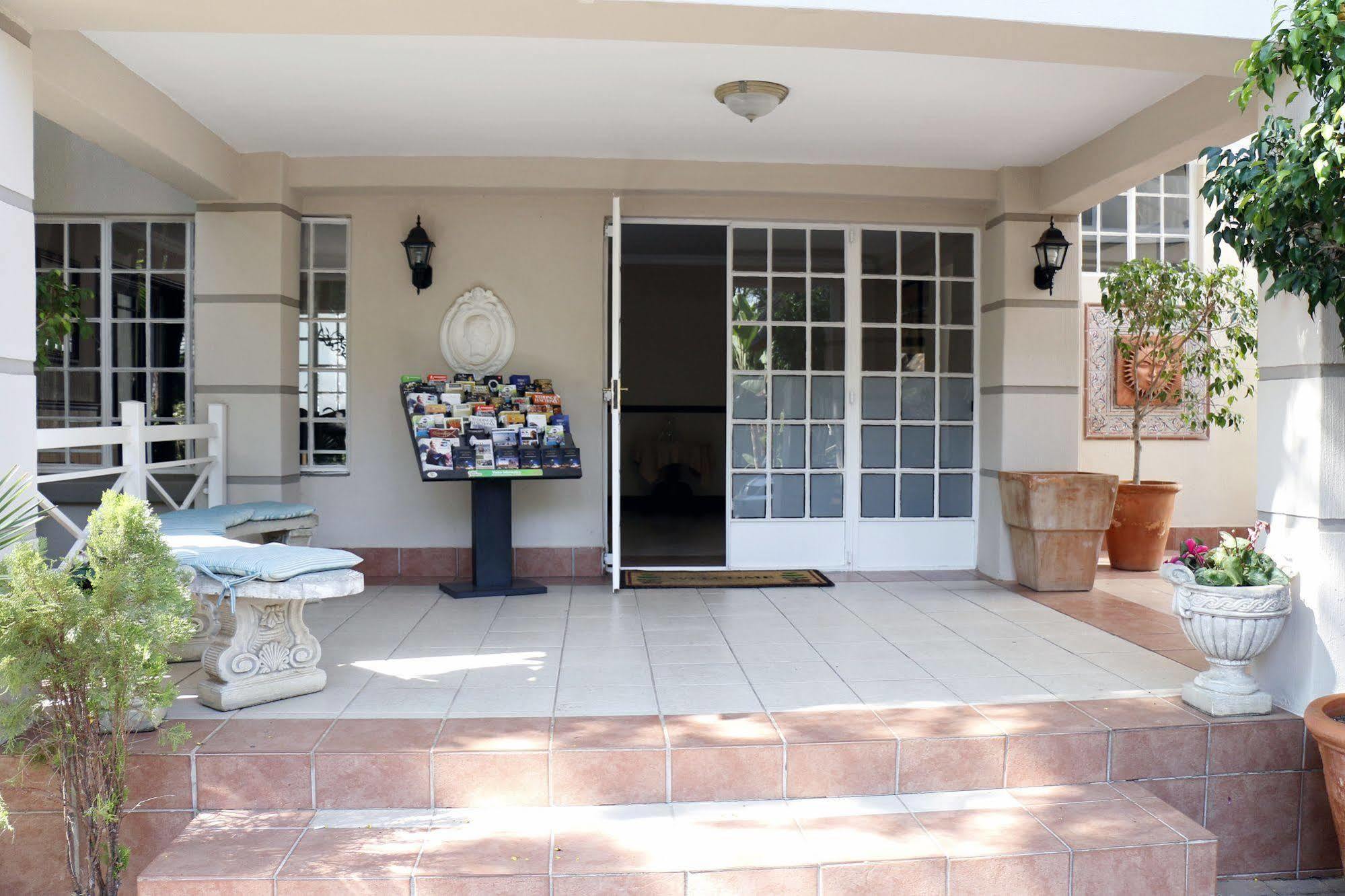 Summerview Guest Bed & Breakfast