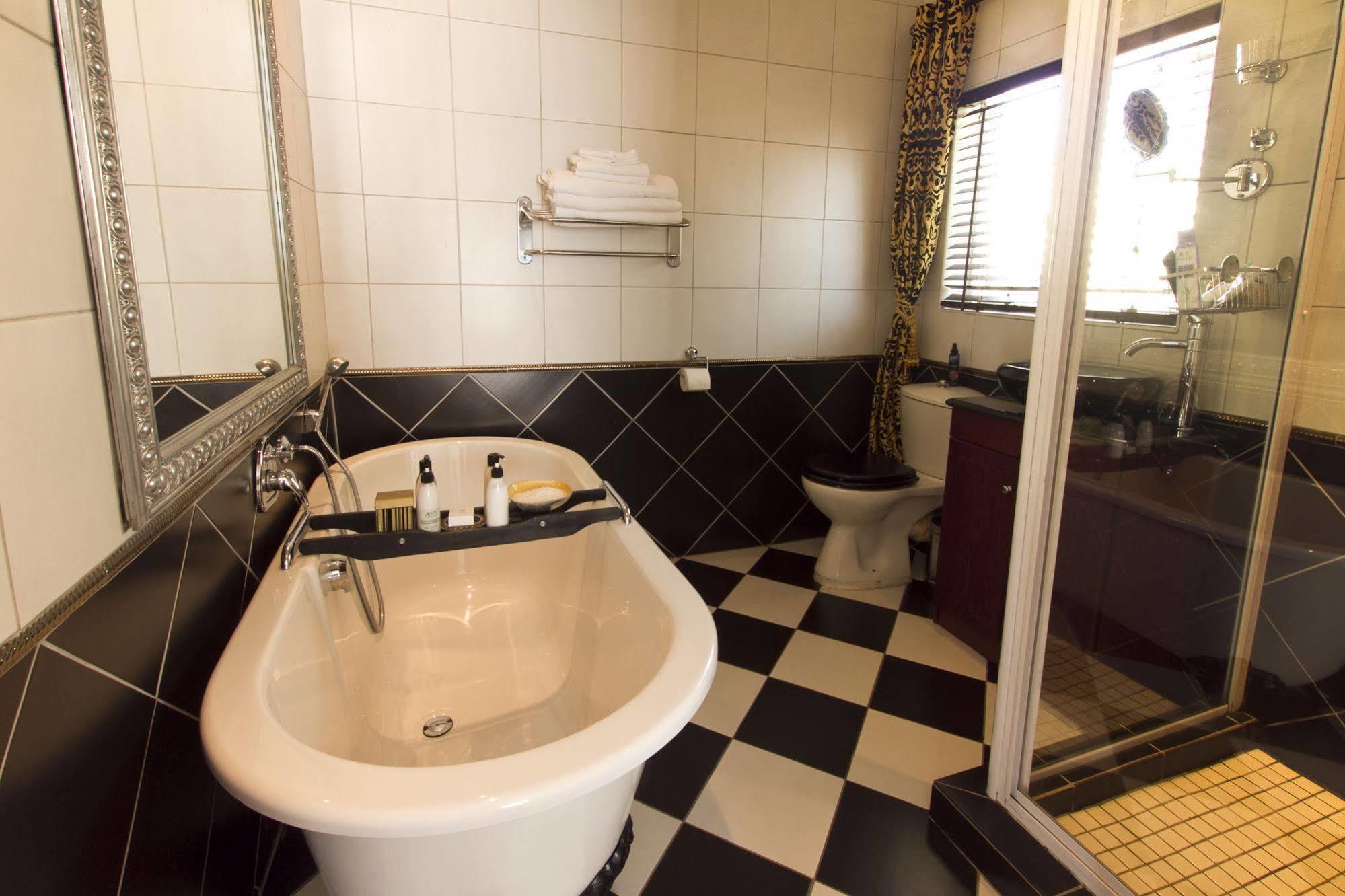 Arum Place Guest house 4*