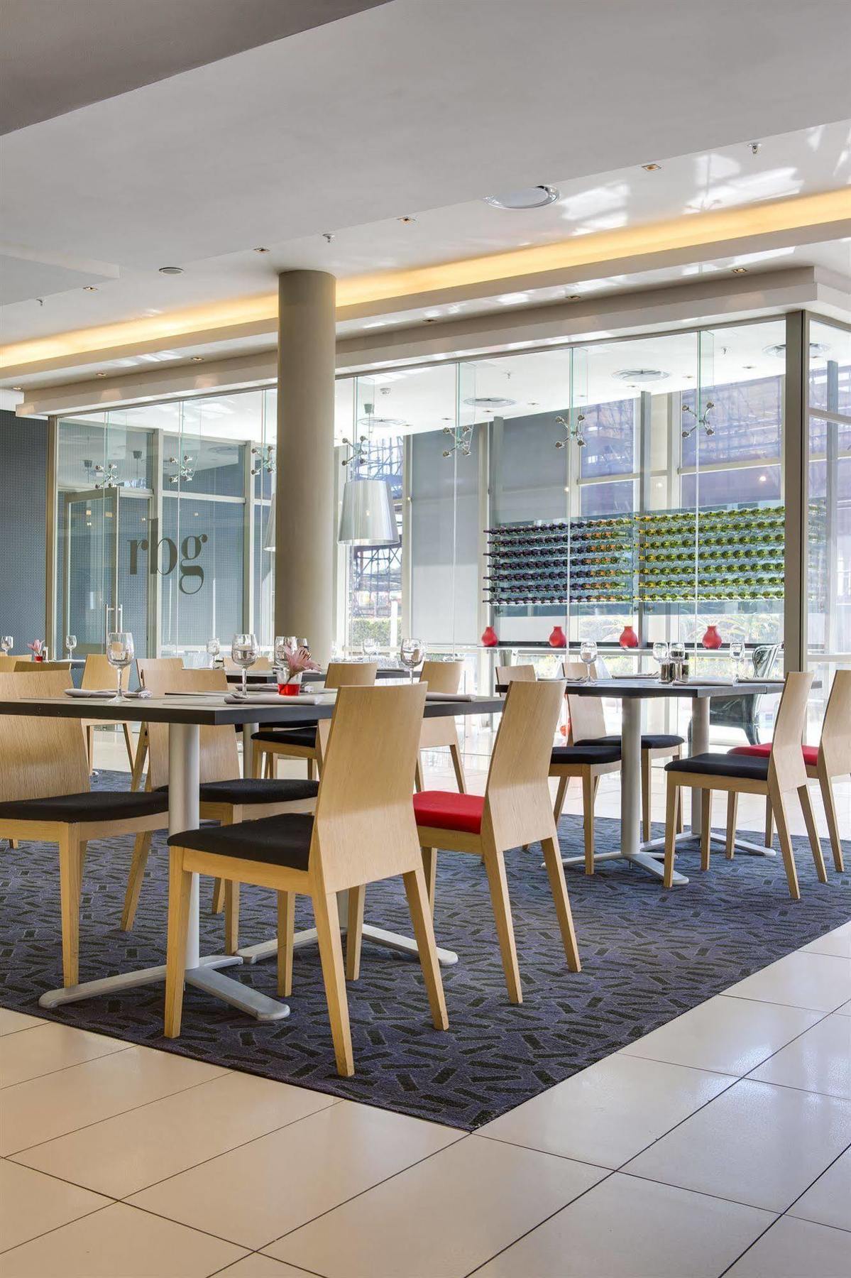 Park Sandton Hotel 4*