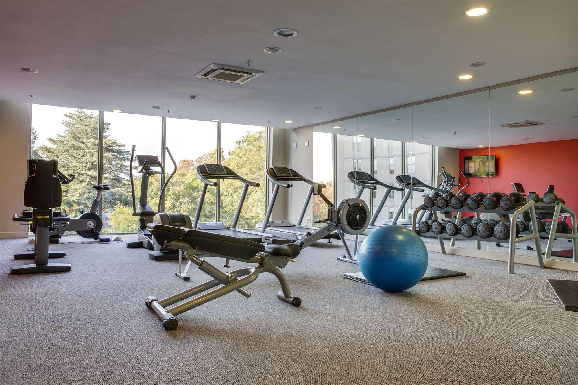 Park Sandton Khách sạn