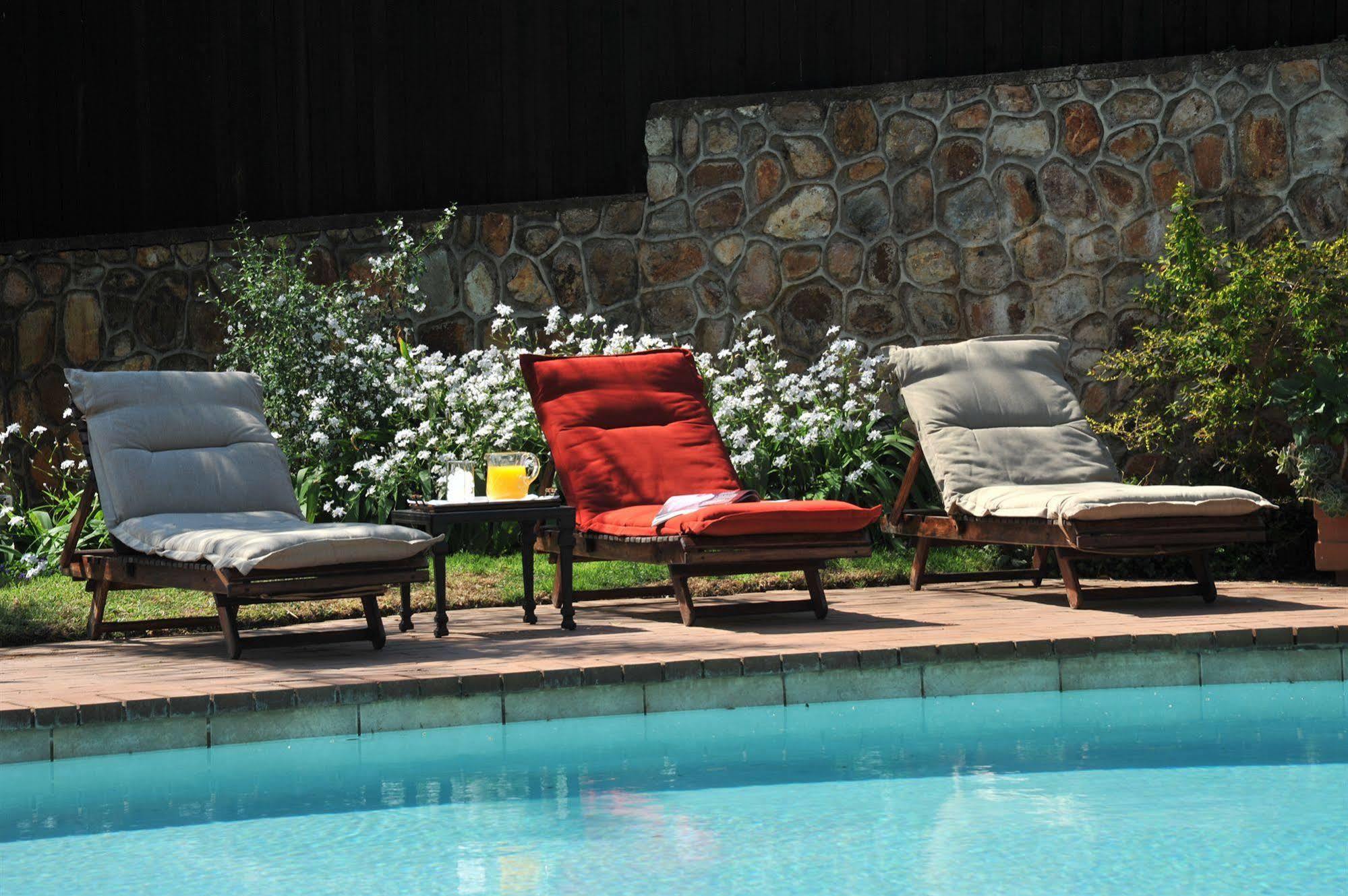 Guest house Claires Of Sandton Luxury 4*