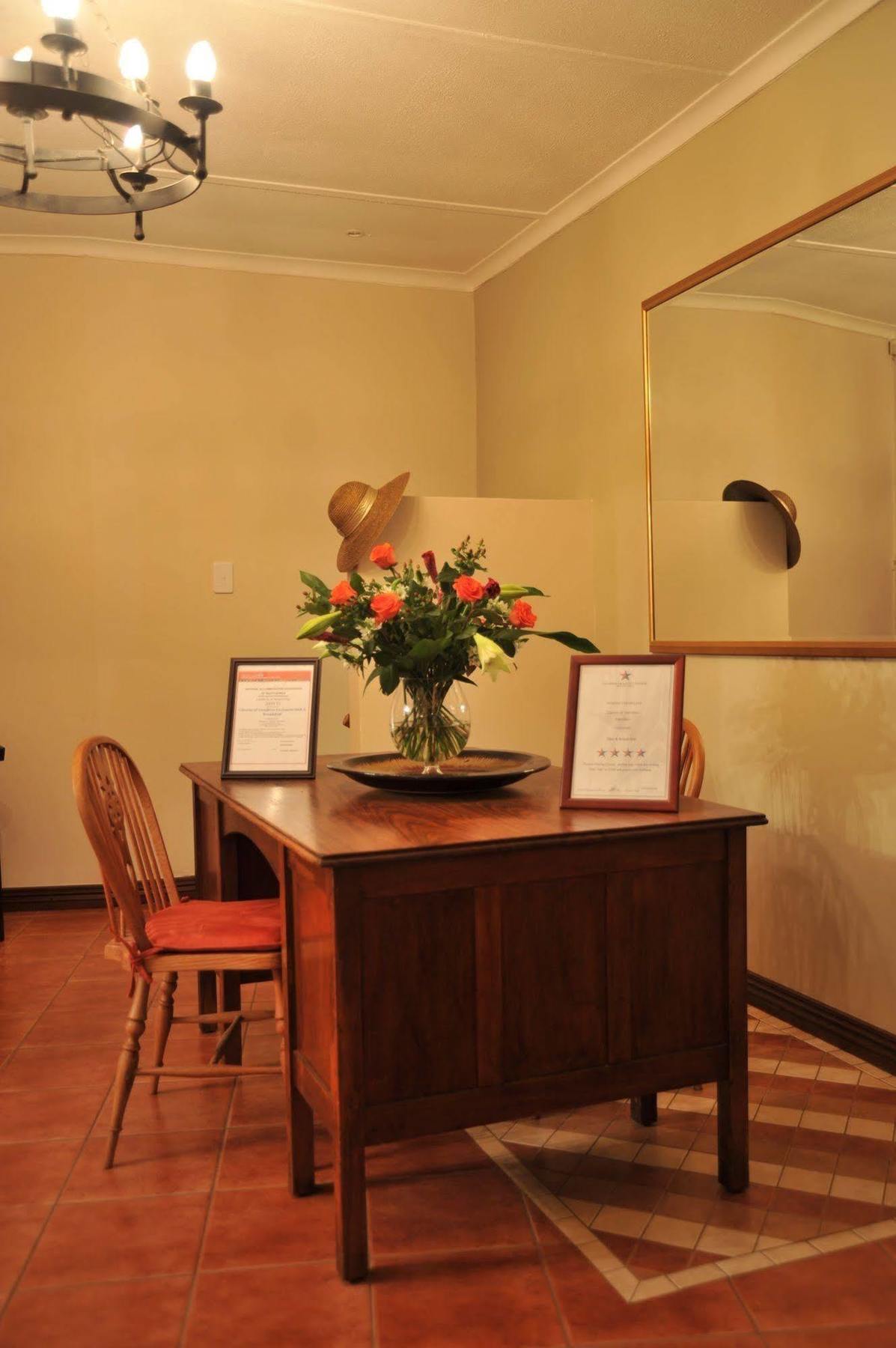 Claires Of Sandton Luxury 4* Johannesburg