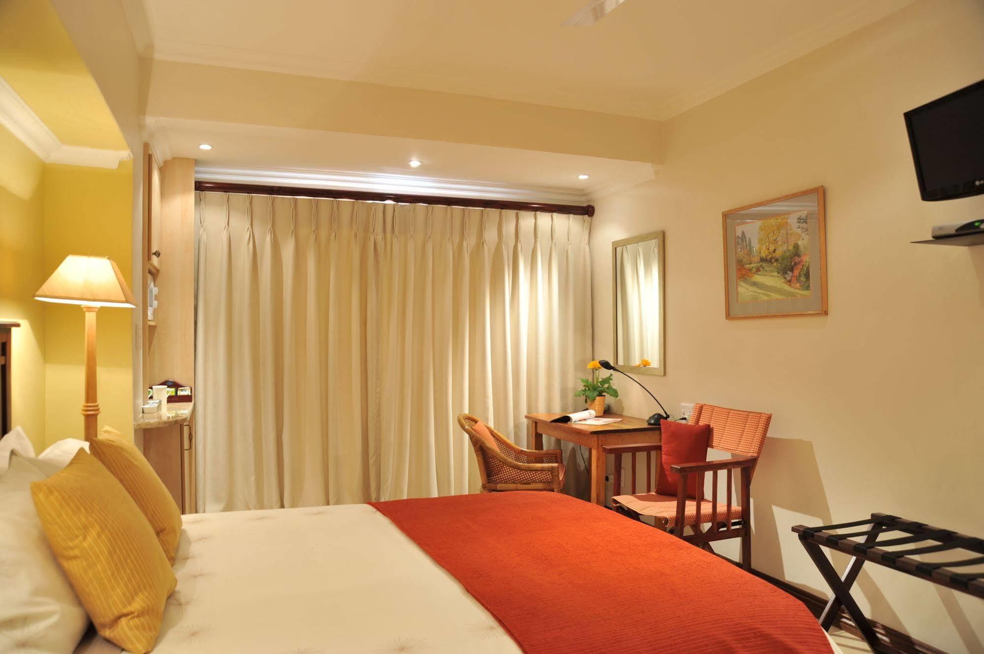Claires Of Sandton Luxury Guest house