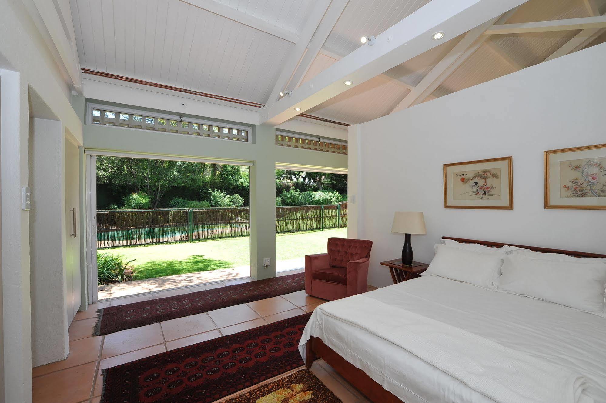 Fifteenon Orange Guest Lodge 3*