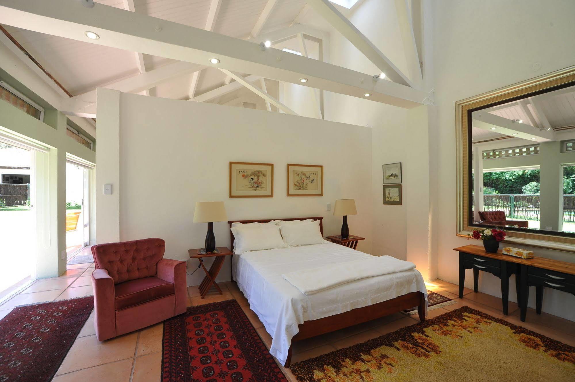 Fifteenon Orange Guest Lodge Guest house 3*