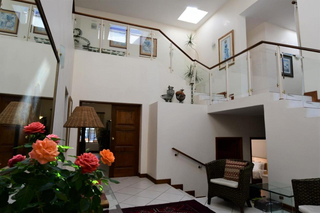 Highgrove Nhà khách 4*