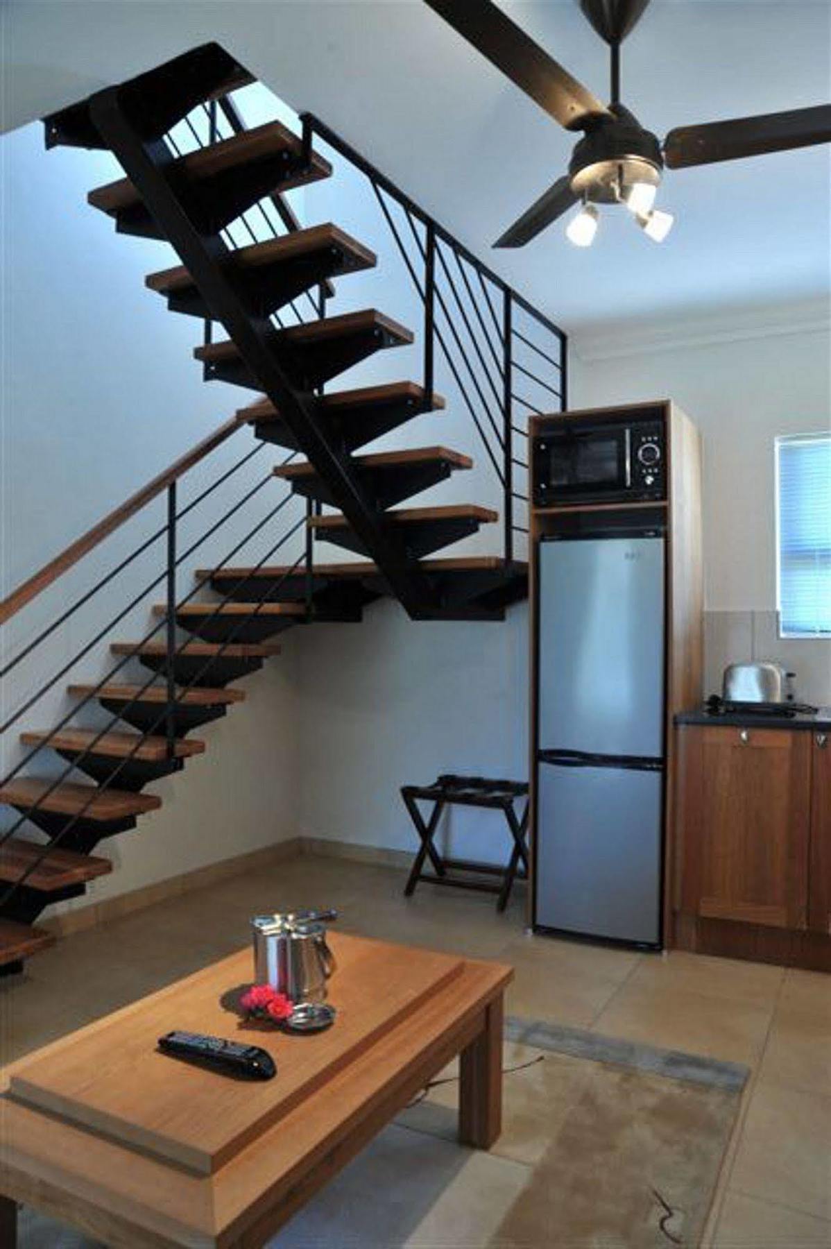 Hoyohoyo Chartwell 4* Johannesburg