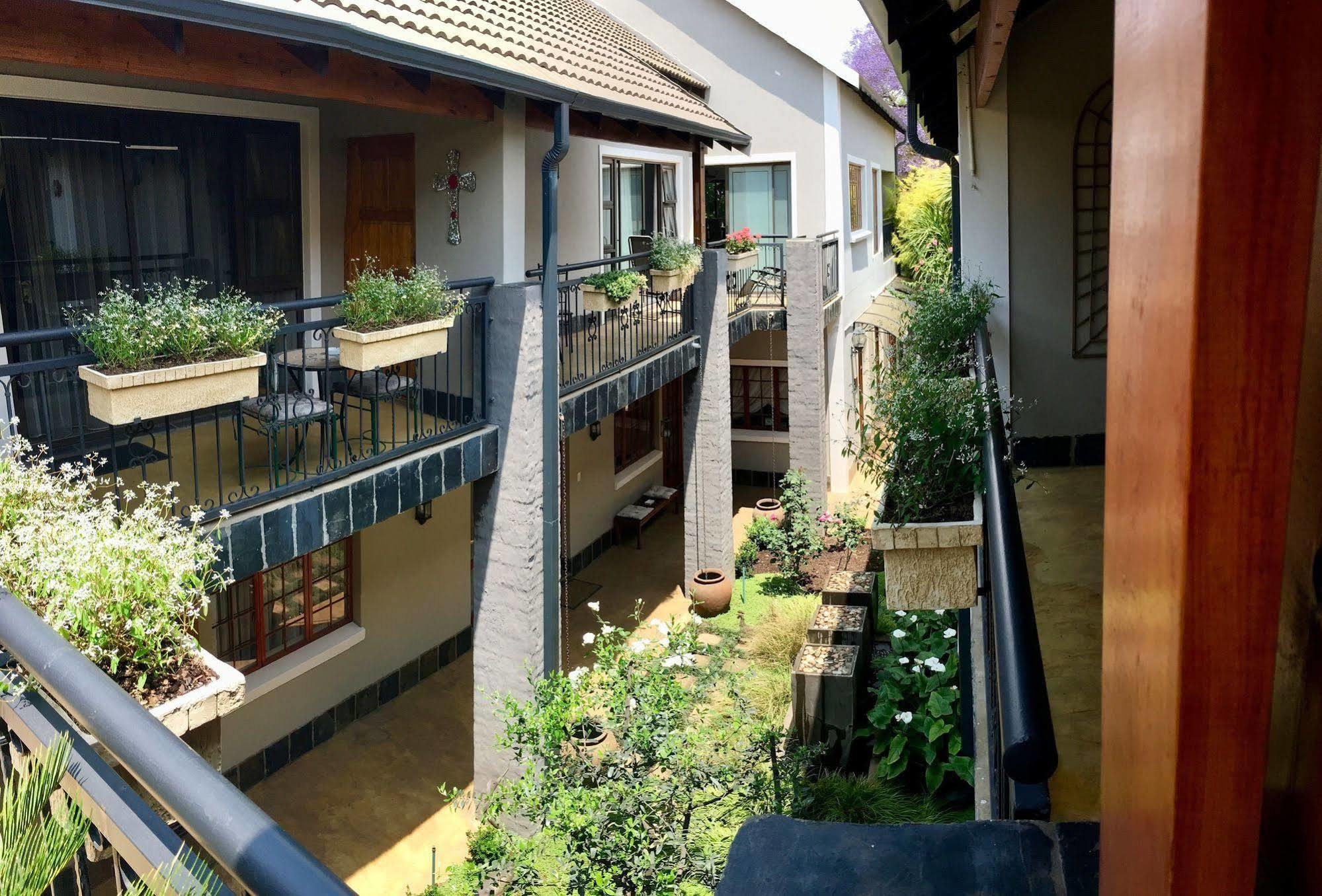 Dunvegan Execu * Johannesburg