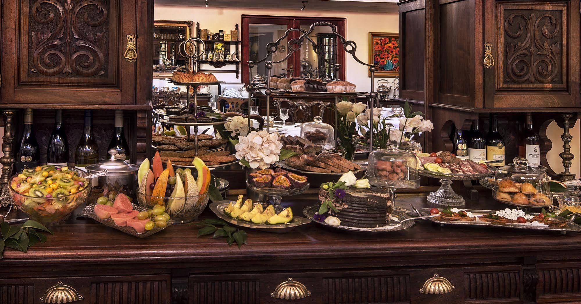 The Oasis Boutique & Residency 4*
