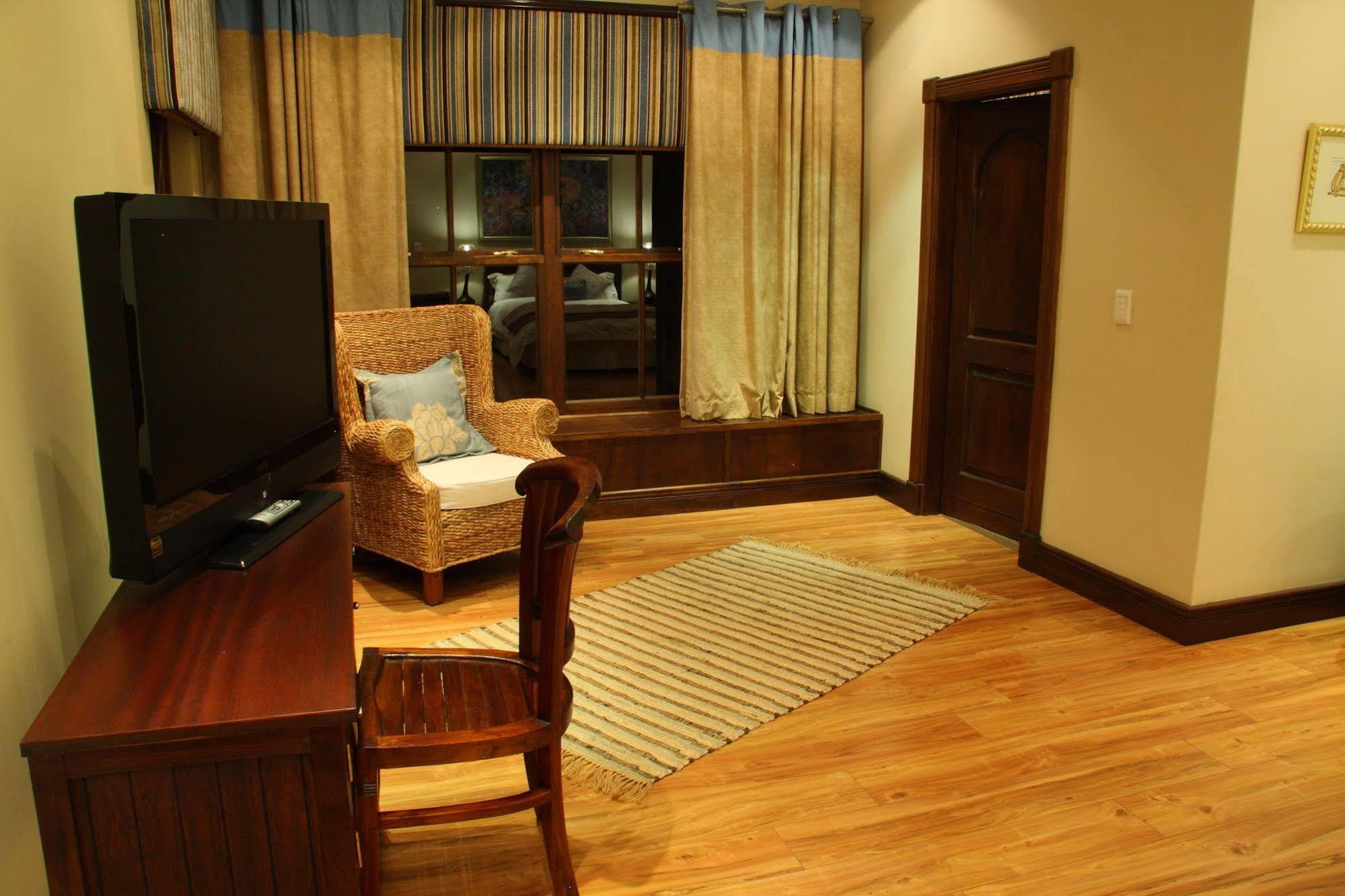 Villa Amanzi Boutique Guest House 4*