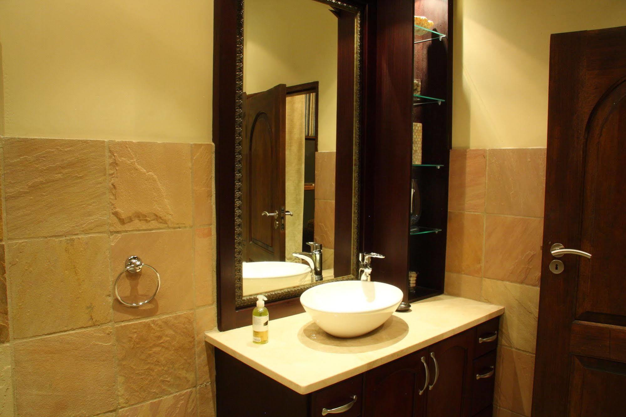 Guest house Villa Amanzi Boutique Guest House 4*