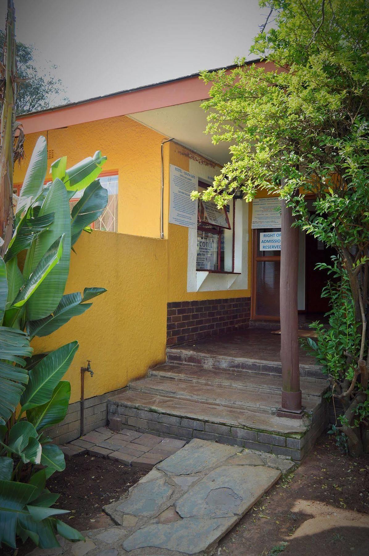 Ecotel Southgate 2*