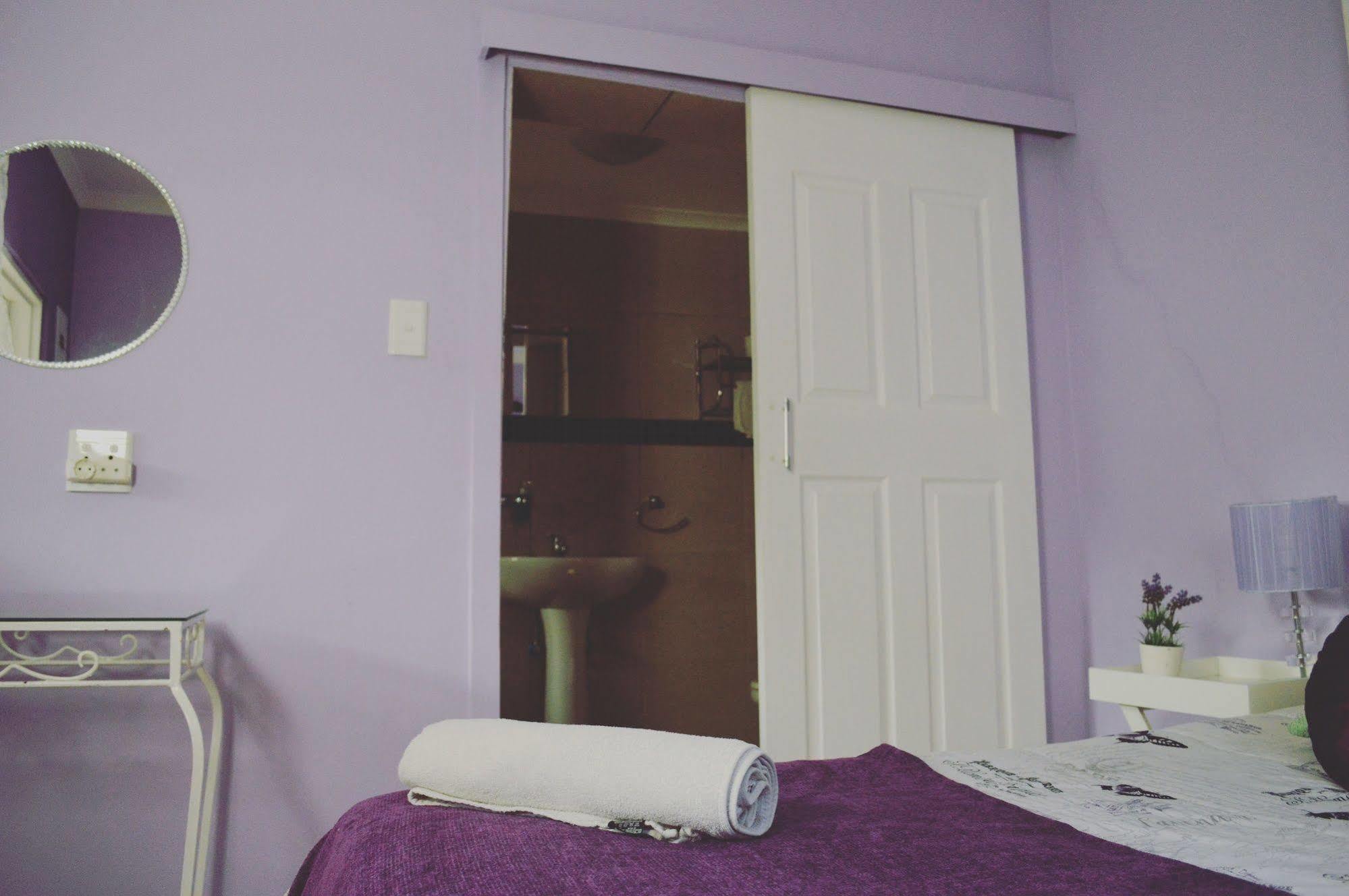 Hostel Homebase Melville Backpackers *