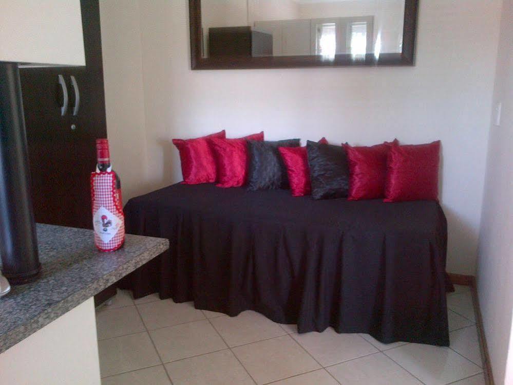 Kate's Nest 3*