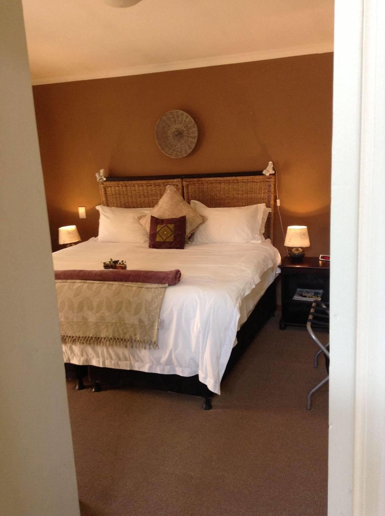 Charlie'S Spot - The Gardens 3*