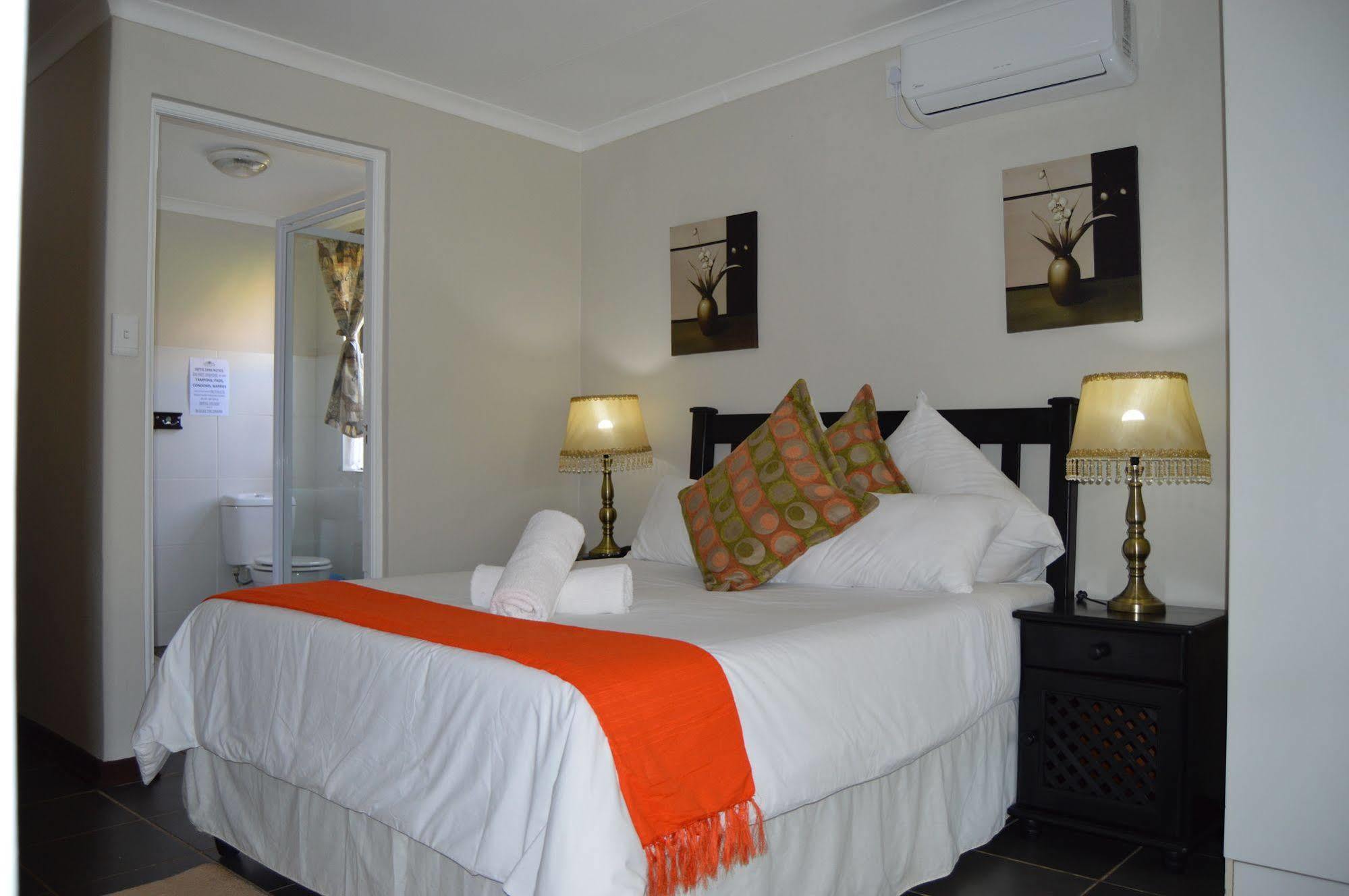 Hotel Crystal Rose