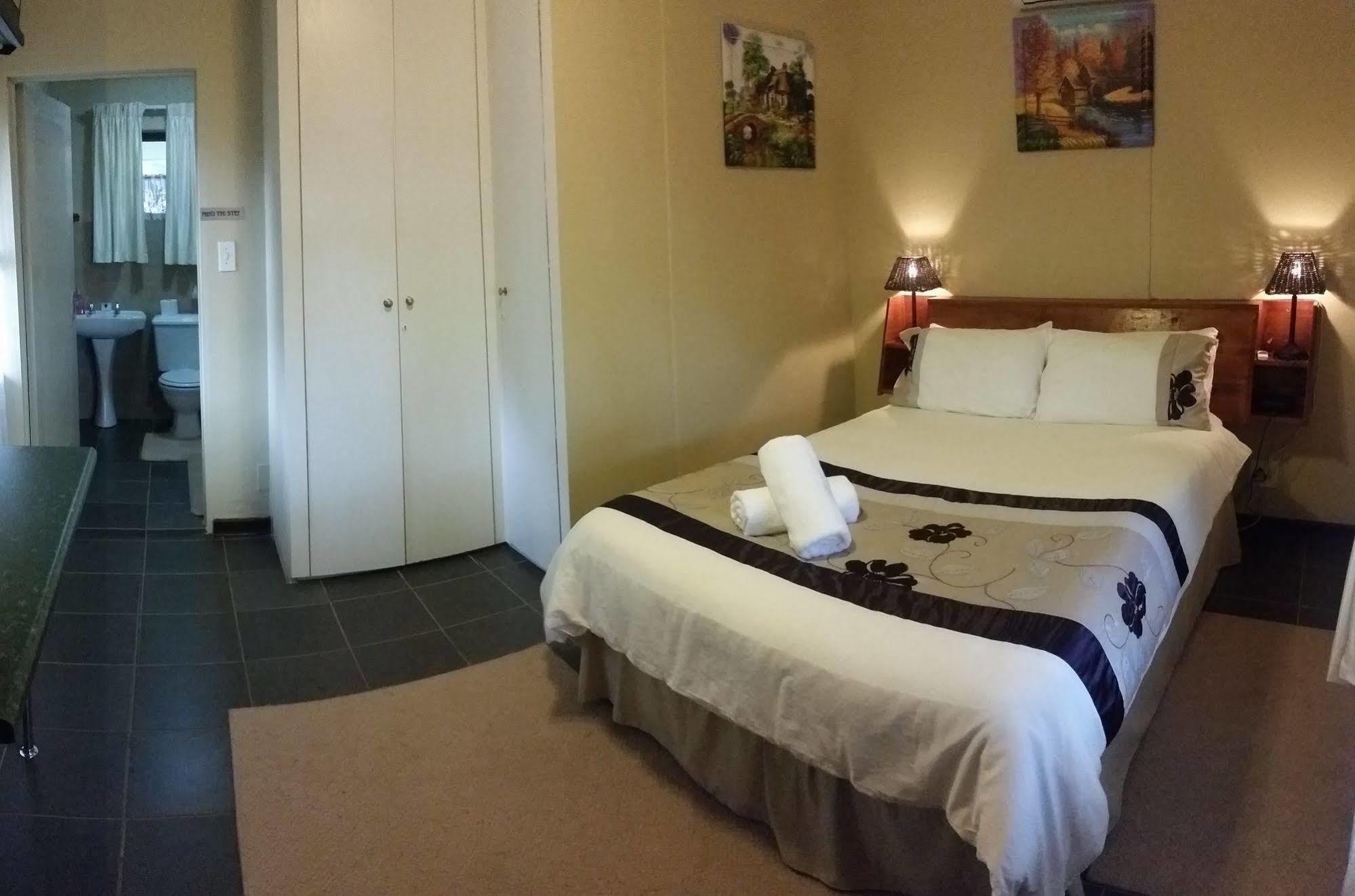 Hotel Crystal Rose