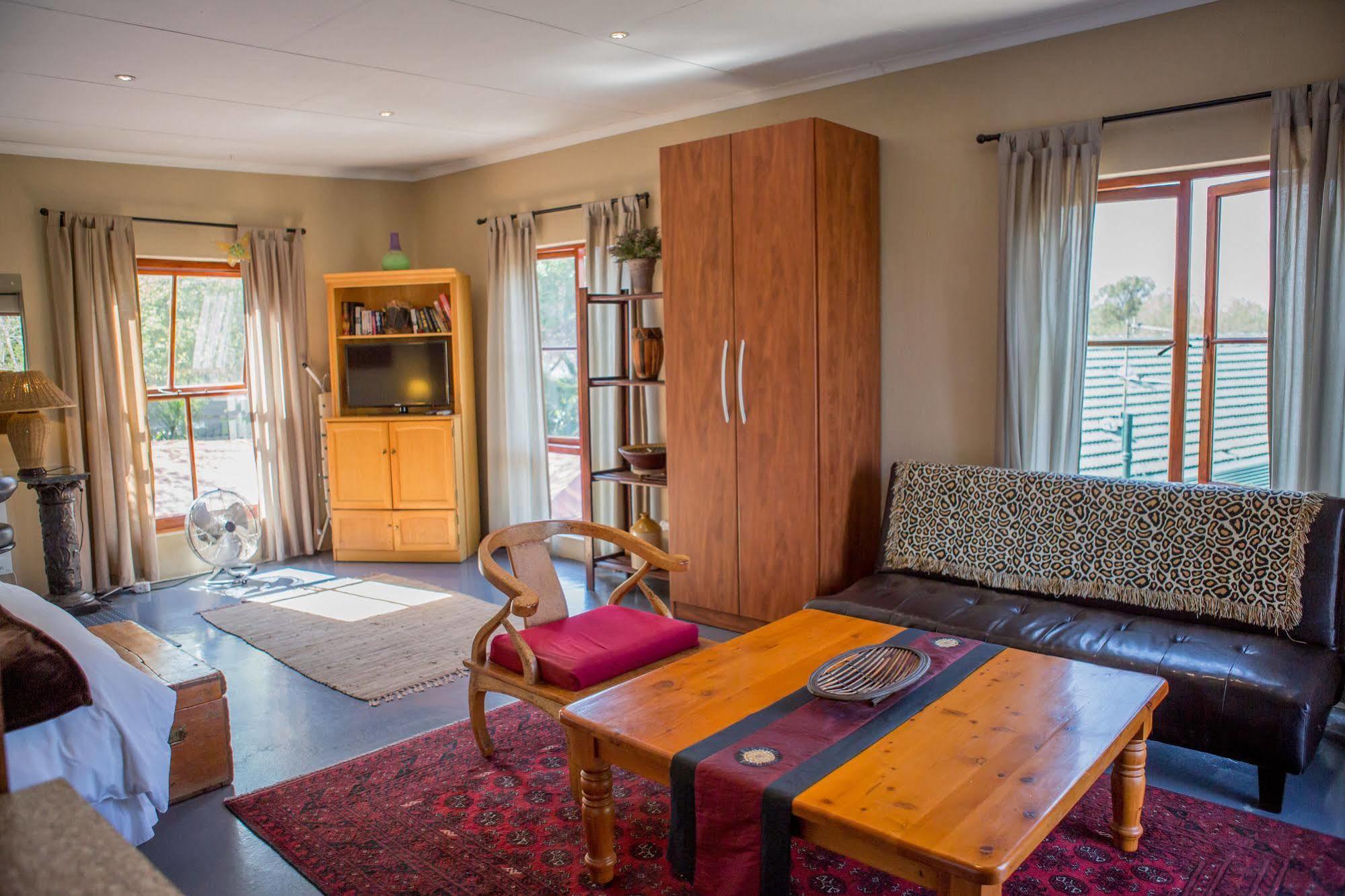 Chalet Moonflower *