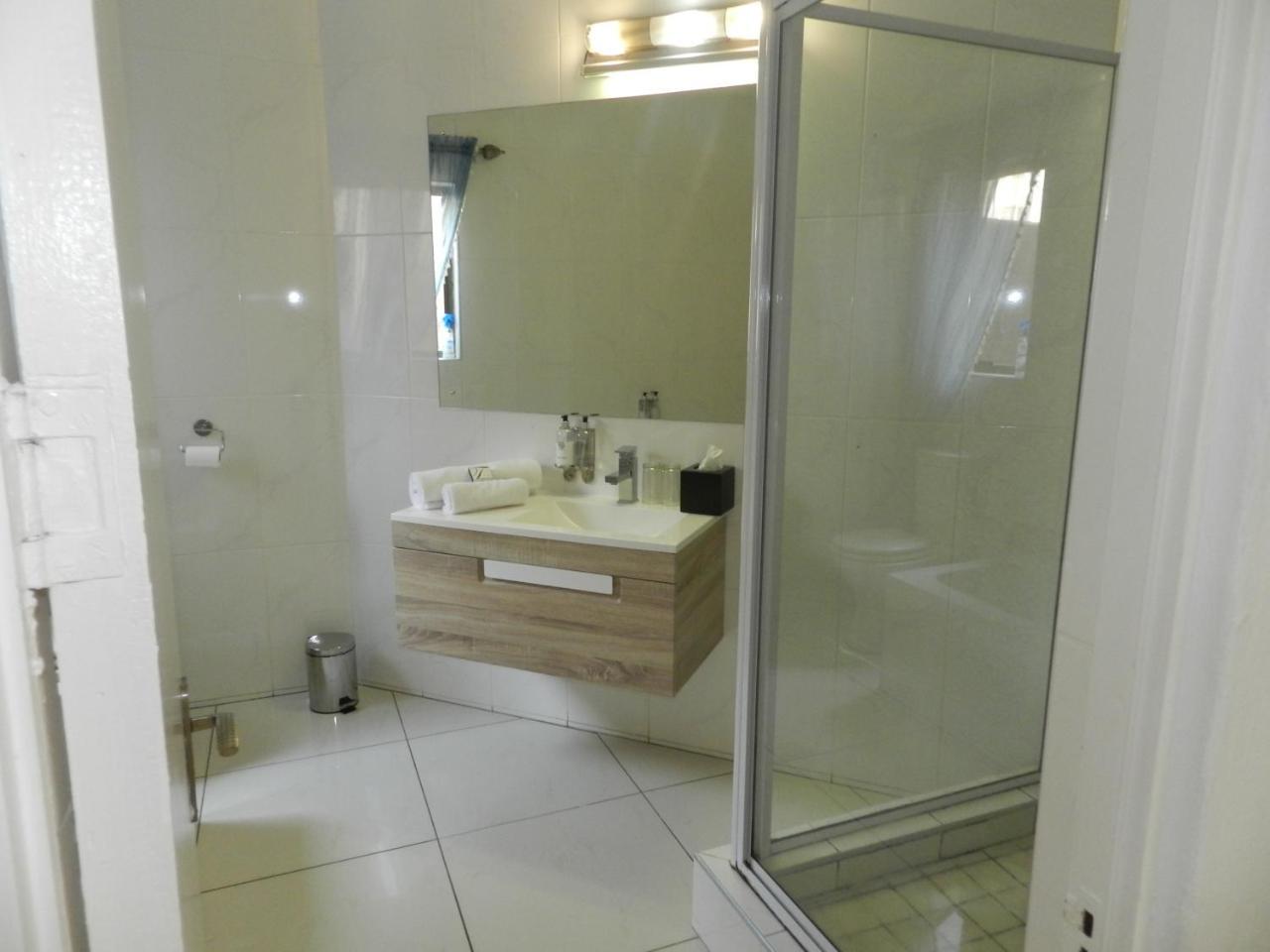 Le Petit Fillan Guest house Johannesburg